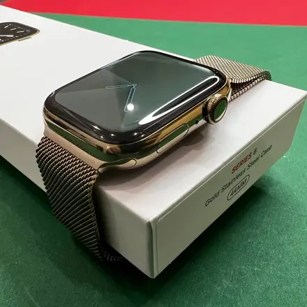 USED Apple Watch Series 6 GPS Cellular 44mm Gold Stainless Steel Case Gold Milanese Loop M07P3 M09G3 NewTime