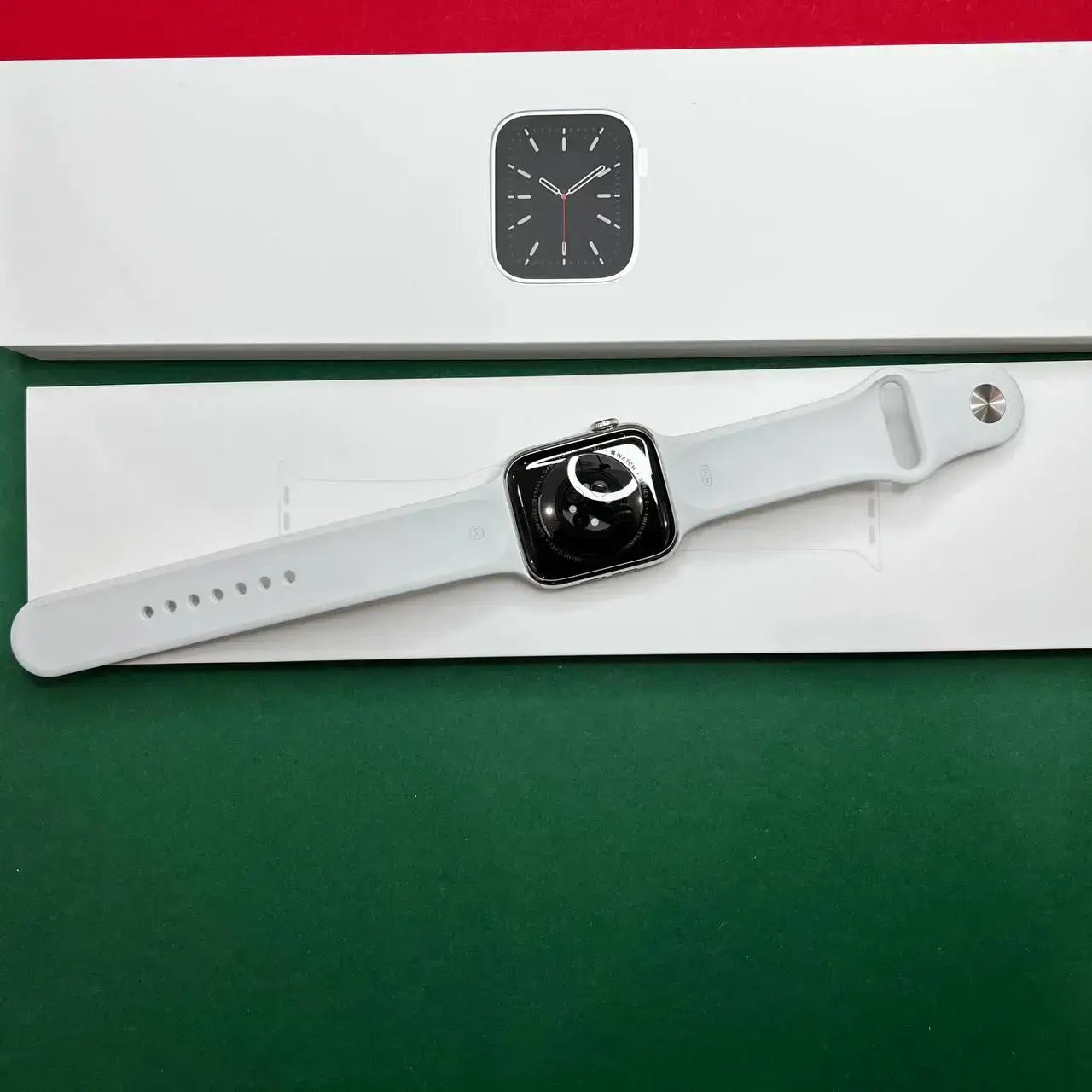 ⏰USED Apple Watch Series 6 GPS + Cellular 44mm Silver Stainless Steel Case with White Sport Band (M07L3, M09D3),🔋88%(Стан - 9/10, комплект повний, гарантія - 1 міс.)