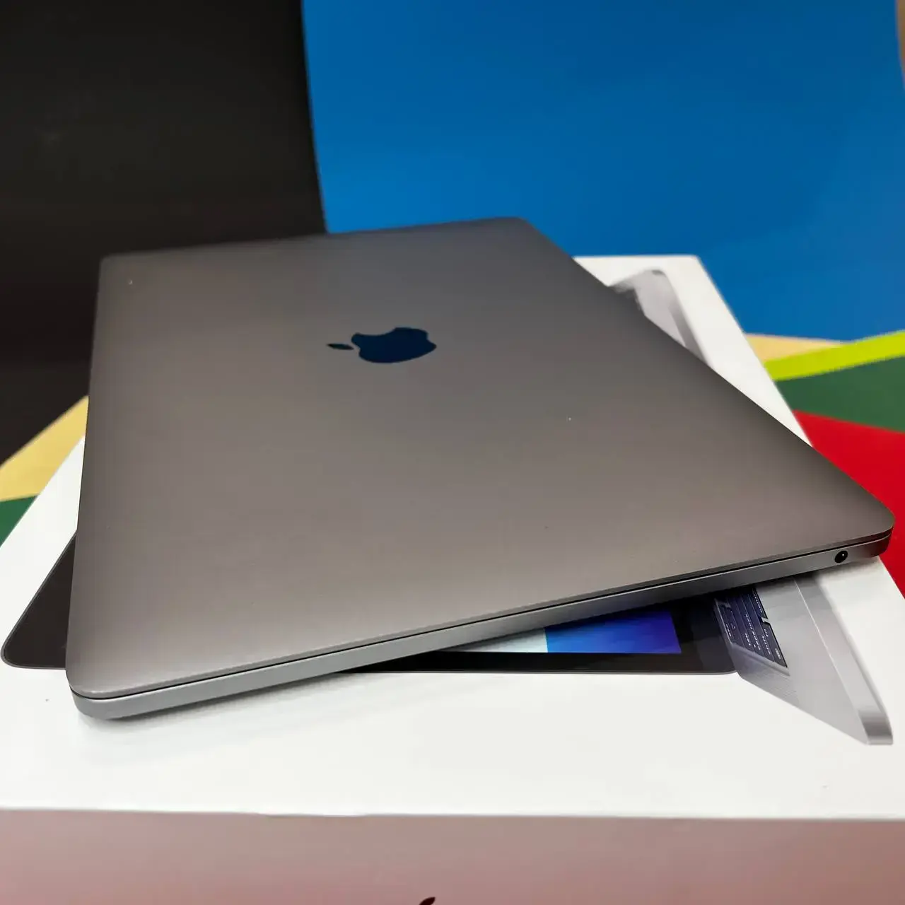 💻 USED MacBook Pro 13" Space Gray (MJ123) 2020, (М1/16GB/1TB SSD) (Стан - 9.5/10. Комплект - Мак+зарядка | гарантія - 1 міс.) - Cycle 40