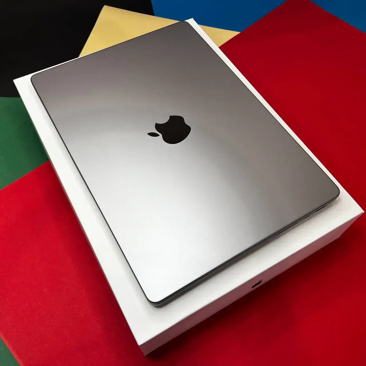 💻 USED MacBook Pro 14" Space Gray (MKGQ3) 2021, (M1 Pro/16GB/1TB SSD) (Стан - 9.5/10. Комплект - повний | гарантія - 1 міс.) - Cycle 176