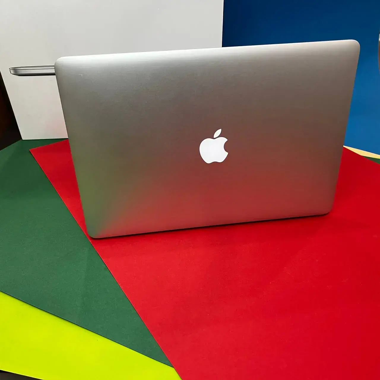 💻 USED MacBook Pro 15" Silver (MJLQ2) 2015, (i7/16GB/256GB) (Состояние - 9/10. Комплект - полный | гарантия - 1 мес.)