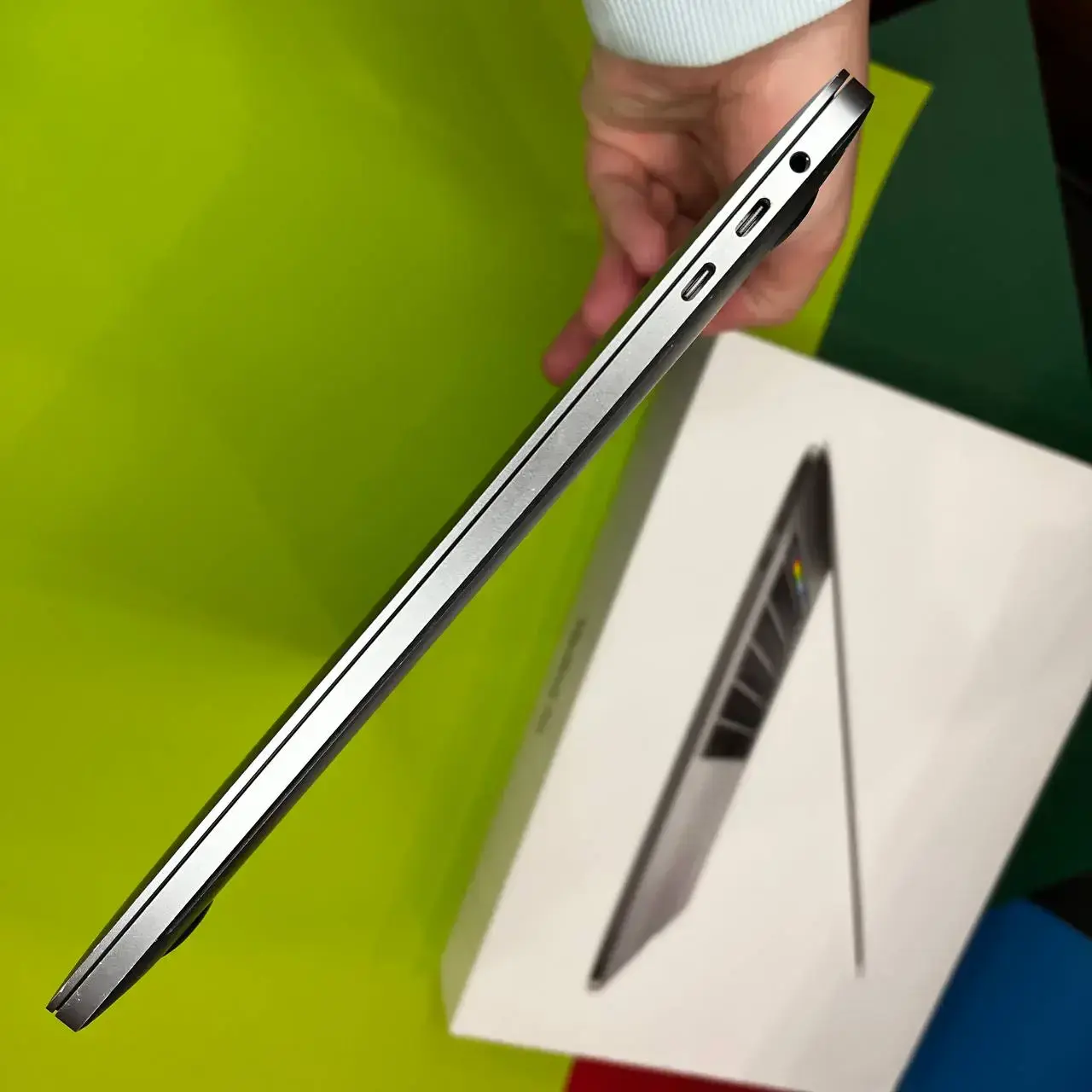 💻 USED MacBook Pro 15" Space Gray (MPTT2) 2017, (i7/16GB/512GB), (Стан - 8.5/10. Комплект - повний | гарантія - 1 міс.) - Cycle 1