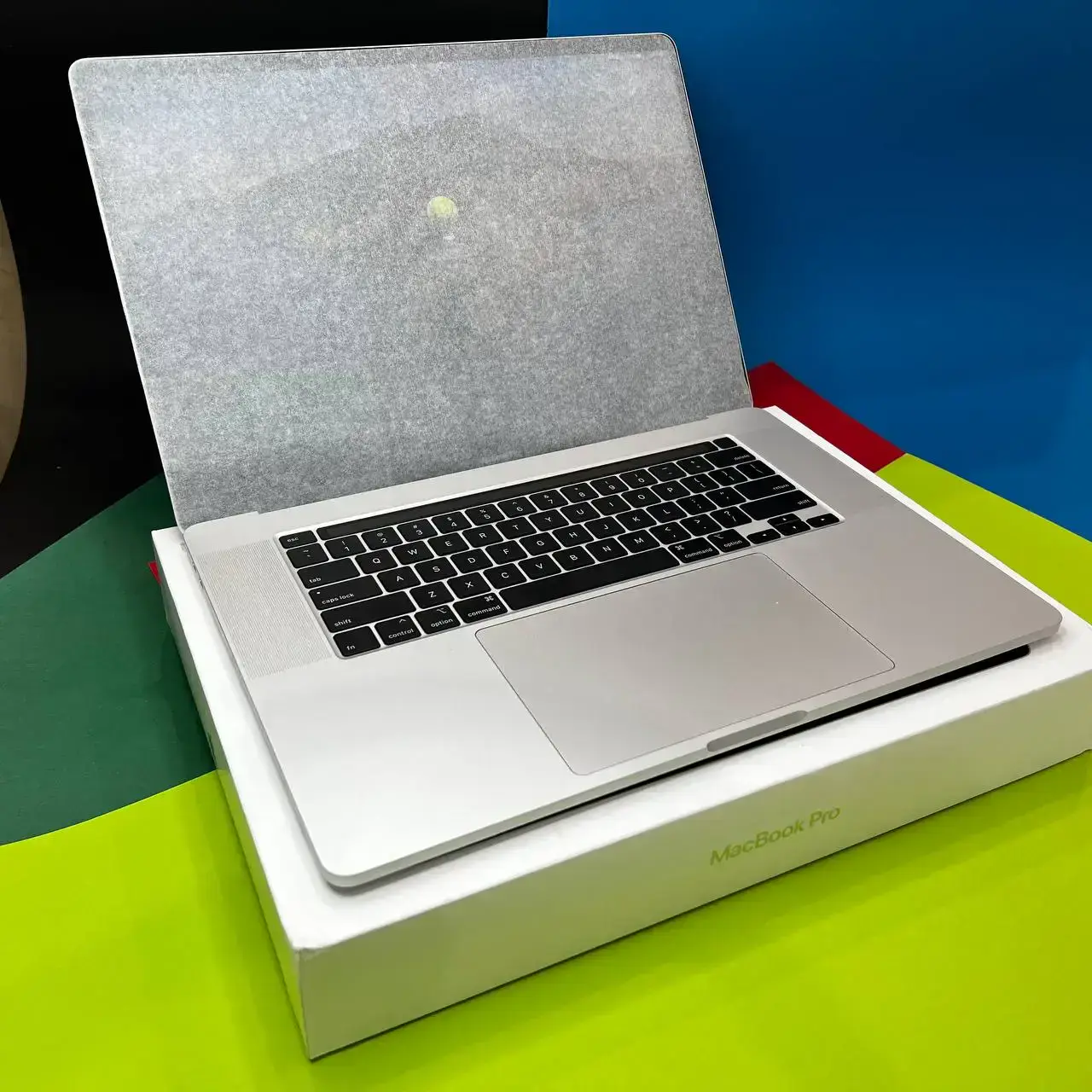 💻 USED MacBook Pro 16" Silver (MVVM2) 2019, (i9/16GB/1TB) (Стан - 9.5/10. Комплект - повний | гарантія - 1 міс.) - Cycle 655