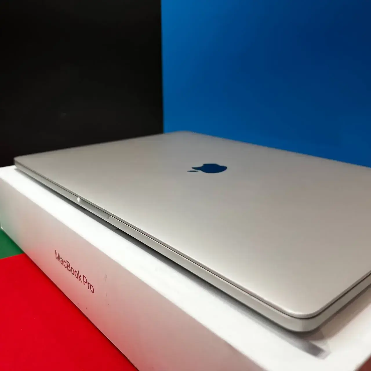 💻 USED MacBook Pro 16" Silver (Z0Y3000HL) 2019, (i9/32GB/1TB/4GB) (Стан - 9/10. Комплект - повний | гарантія - 1 міс.) - Cycle 583