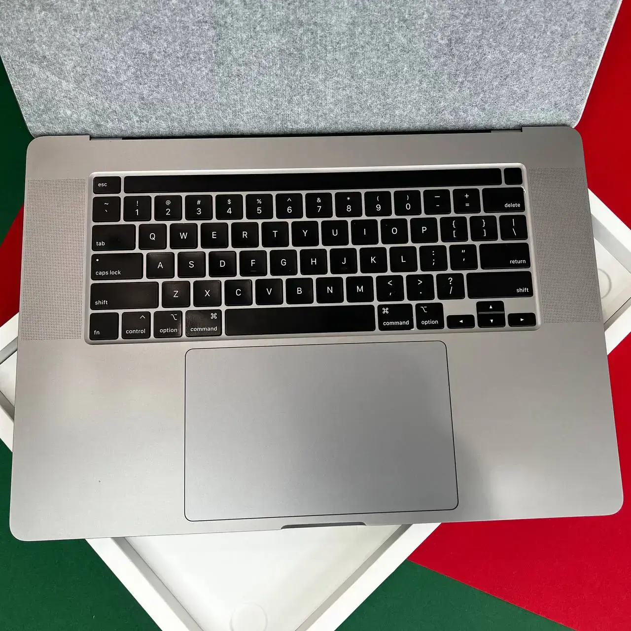 💻 USED MacBook Pro 16" Space Gray (MVVK2) 2019, (i9/16GB/512GB) (Стан - 9.5/10. Комплект - повний | гарантія - 1 міс.) - Cycle 445