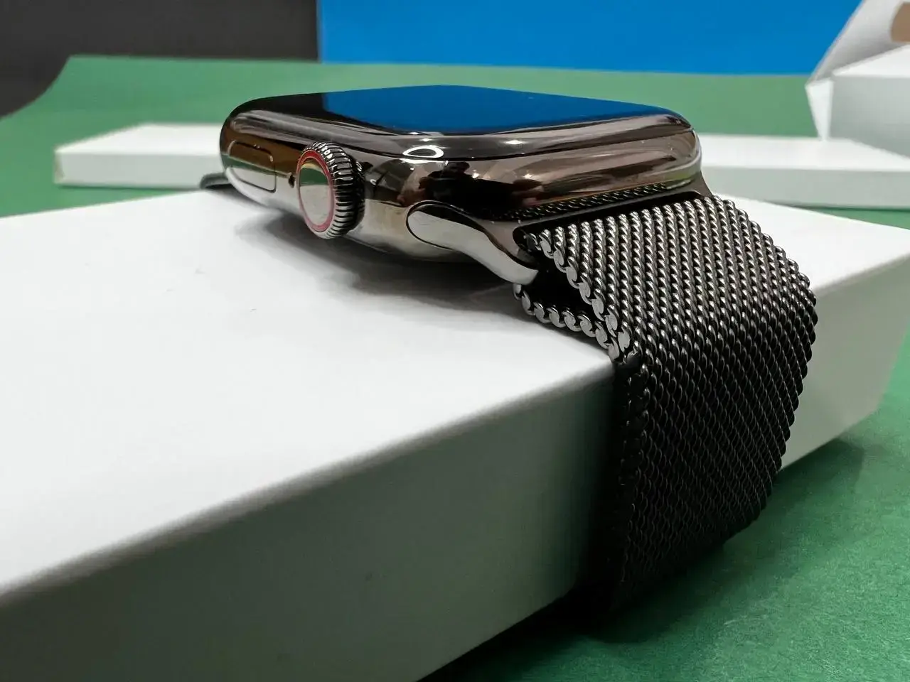 ⏰USED Apple Watch Series 6 GPS + Cellular 44mm Graphite Stainless Steel Case with Graphite Milanese Loop (M07R3, M09J3),🔋81%(Стан - 10/10, комплект повний, гарантія - 1 міс.)