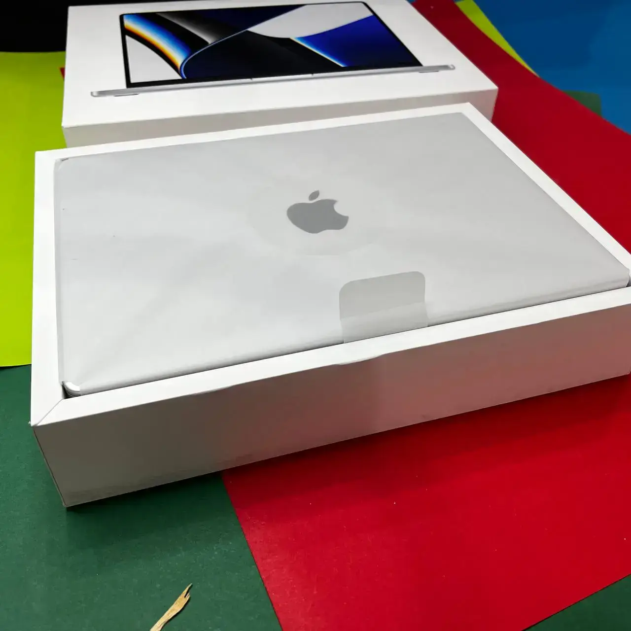 💻 USED MacBook Pro 14" Silver (MKGT3) 2021, (M1 Pro/16GB/1TB SSD) (Стан - 9.5/10. Комплект - повний | гарантія - 1 міс.) - Cycle 52