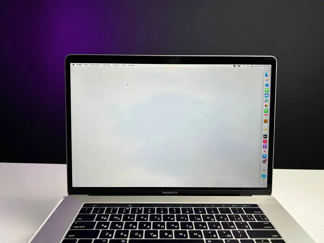 💻 MacBook Pro 15" Silver (MLW72) 2016 (Стан - 8.5/10. Комплект - повний | гарантія - 1 міс.) - Cycle 0