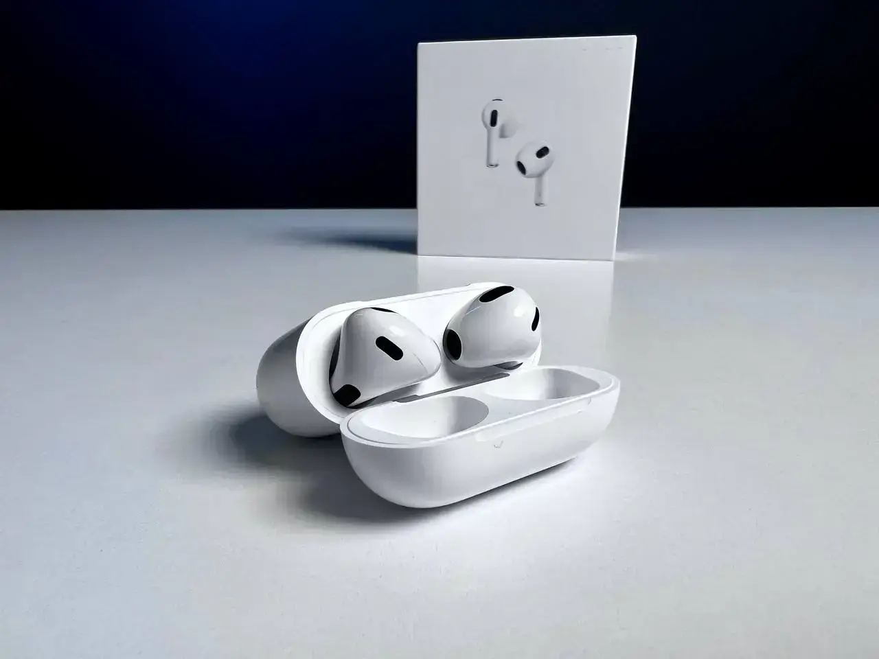 🎧OPEN BOX Apple AirPods 3 with MagSafe Charging Case (MME73)
