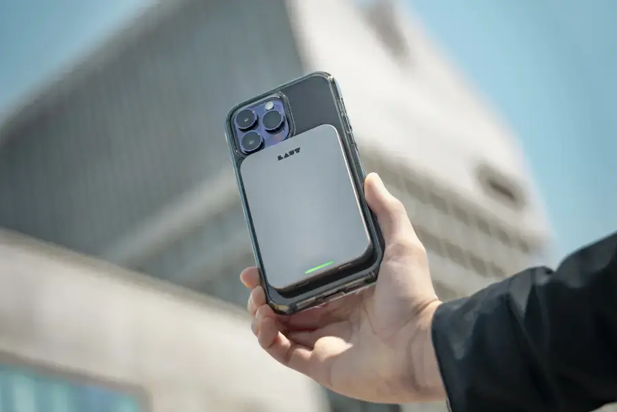 Портативний зарядний пристрій LAUT Power Charge Crystal with MagSafe Power Bank 5000mAh - Black (L_PCC_BK)