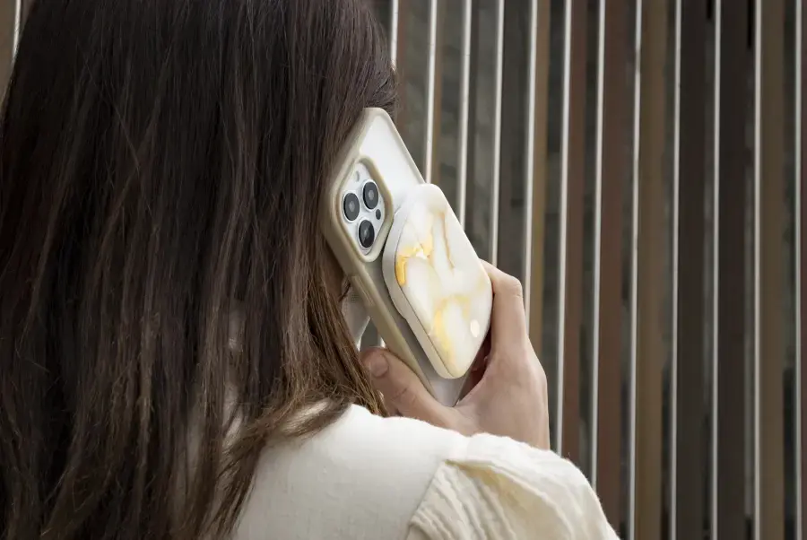 Портативний зарядний пристрій LAUT Power Charge Handy with MagSafe Power Bank 5000mAh - White (L_PCH_WM)