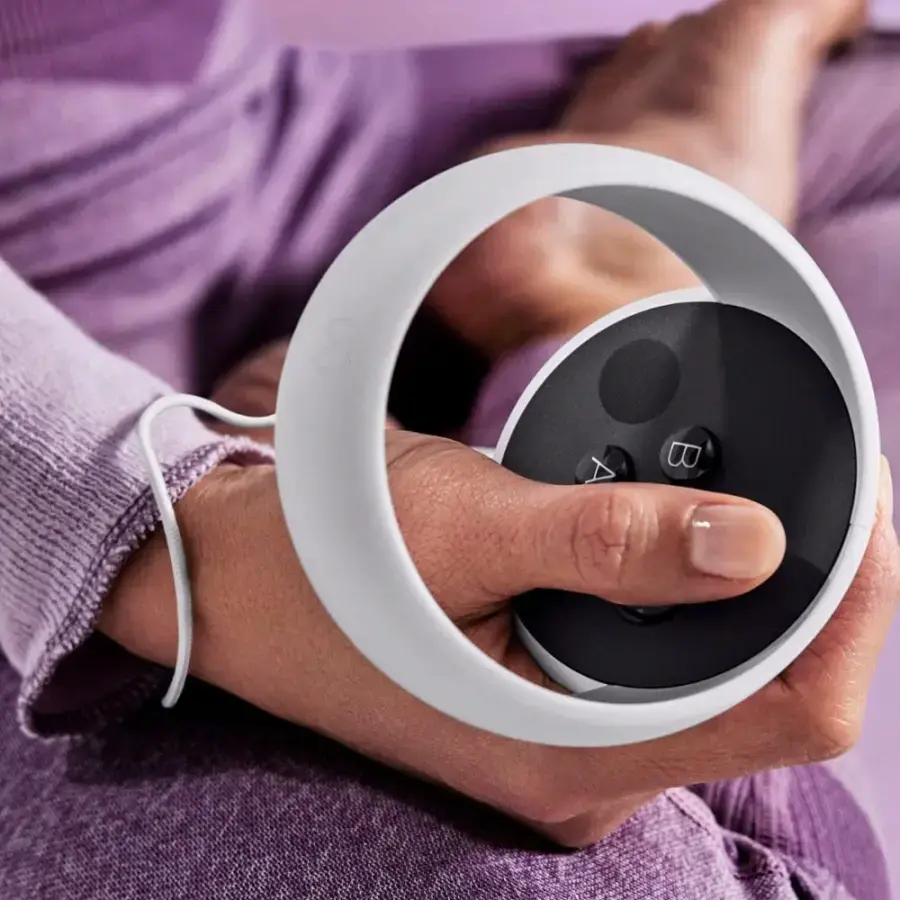 Шлем виртуальной реальности Meta Quest 2 128 Gb Resident Evil 4 bundle