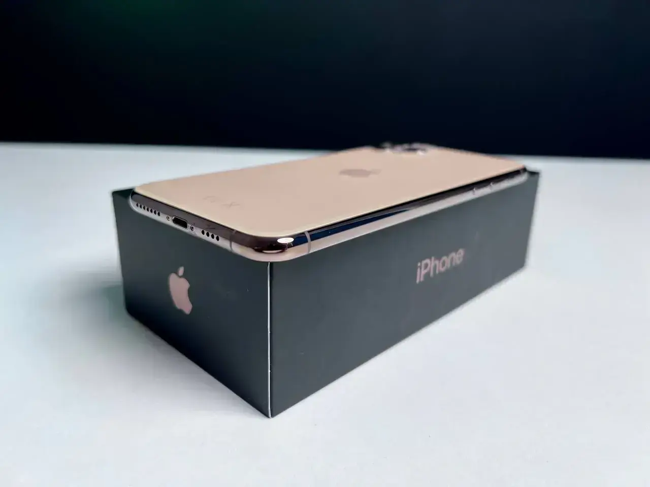 📲USED Apple iPhone 11 Pro Max 64GB Gold (MWH12) 🔋100% (Состояние - 9.9/10, Комплект - iPhone, коробка | гарантия - 1 мес.)