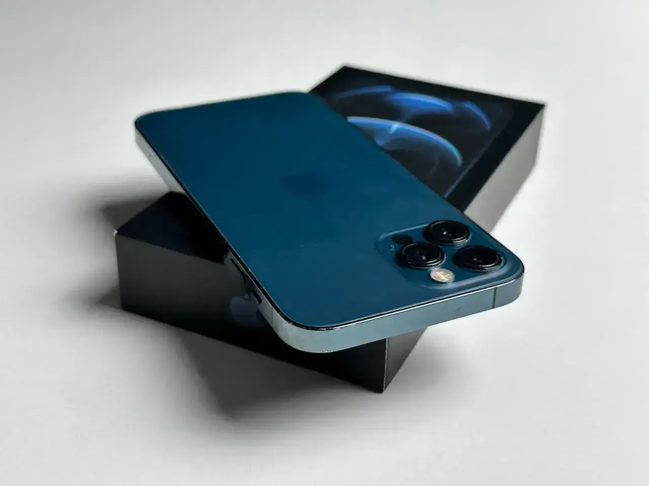 📲USED Apple iPhone 12 Pro 256GB Pacific Blue (MGLW3, MGMT3) 🔋91% (Стан - 9.5/10, Комплект - повний | гарантія - 1 міс.)