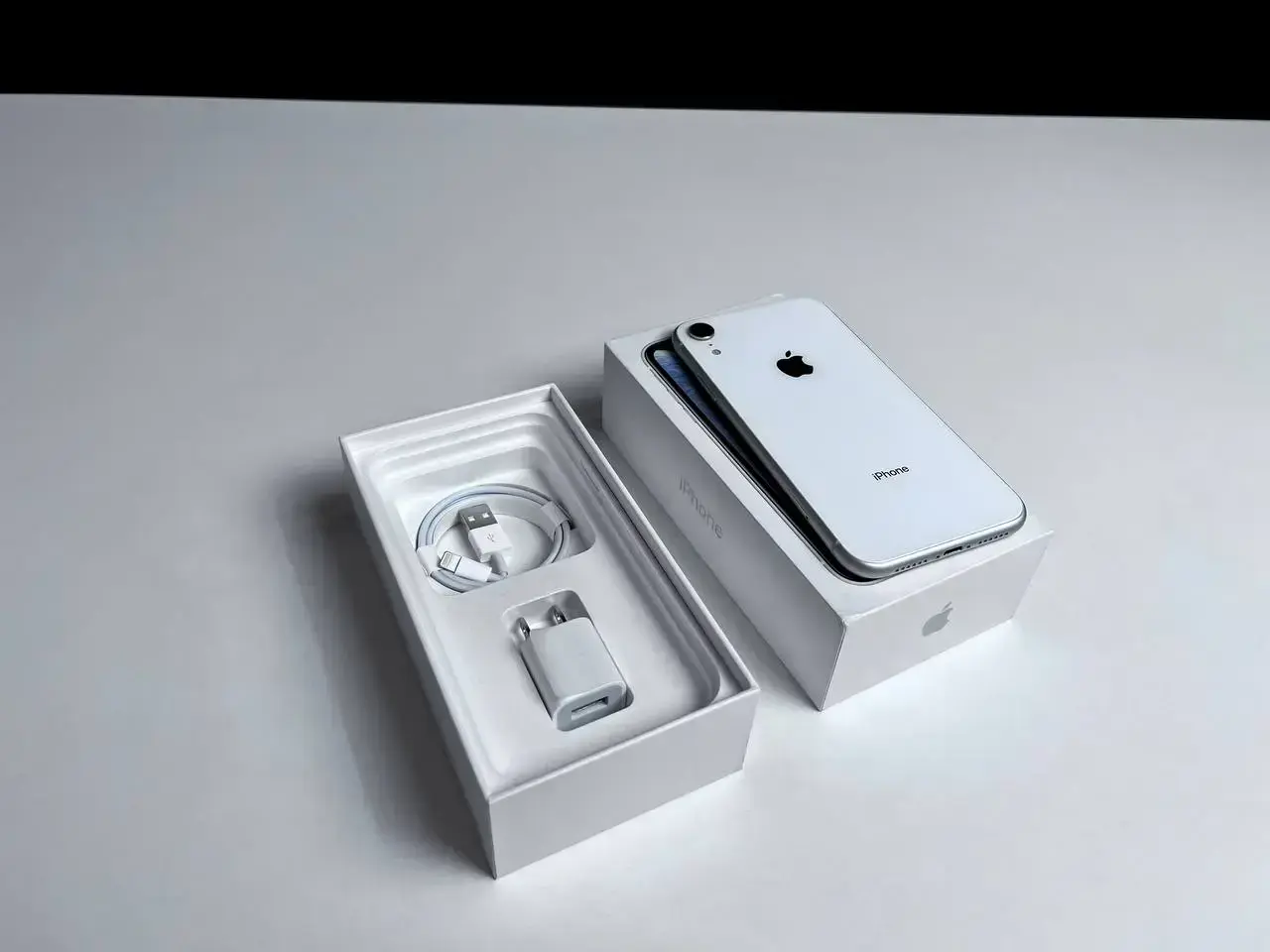 📲USED Apple iPhone XR 64GB White (MRY52) 🔋100% (Стан - 9.5/10, Комплект - повний | гарантія - 1 міс.)