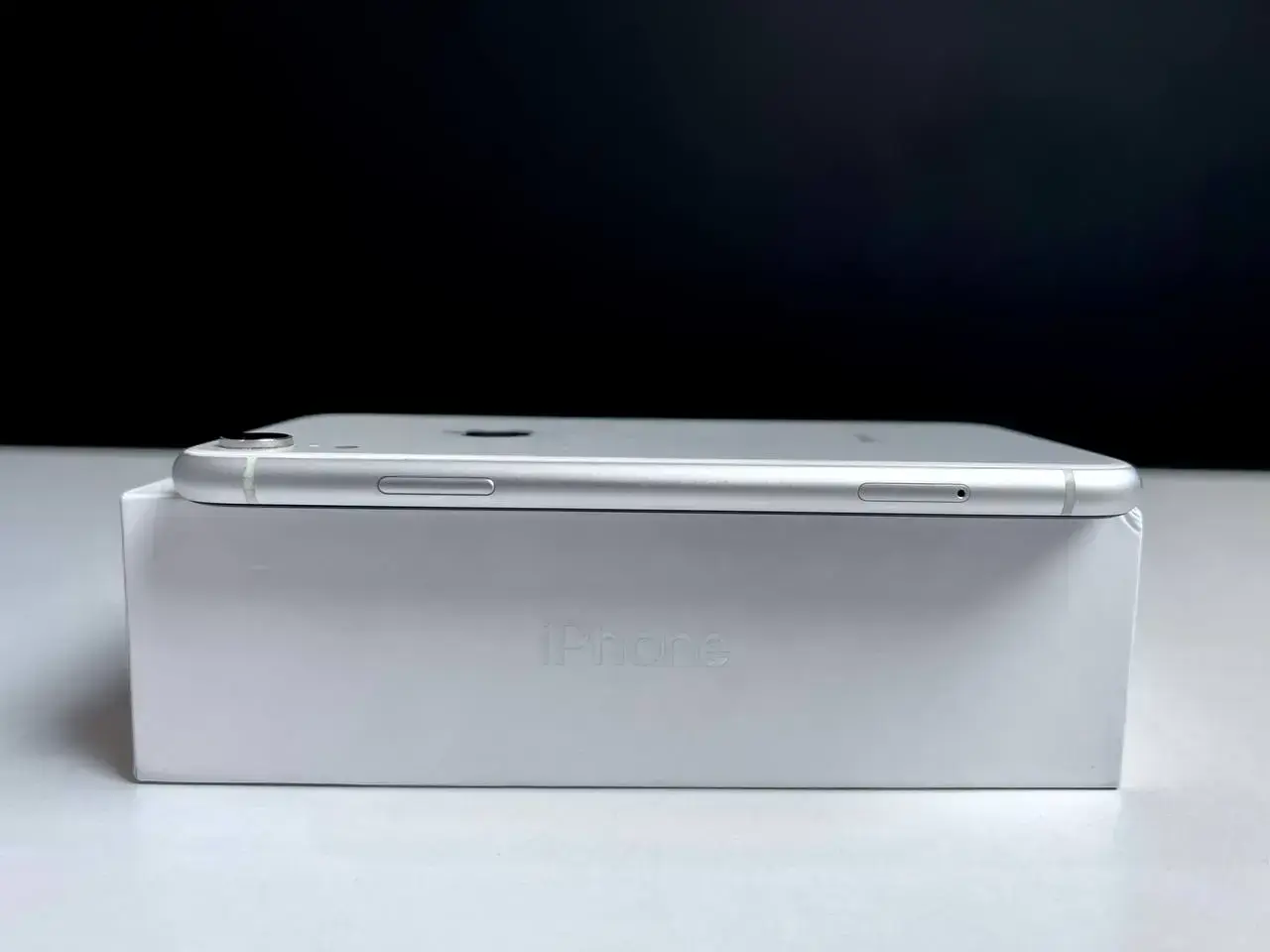 📲USED Apple iPhone XR 64GB White (MRY52) 🔋100% (Стан - 9.5/10, Комплект - повний | гарантія - 1 міс.)