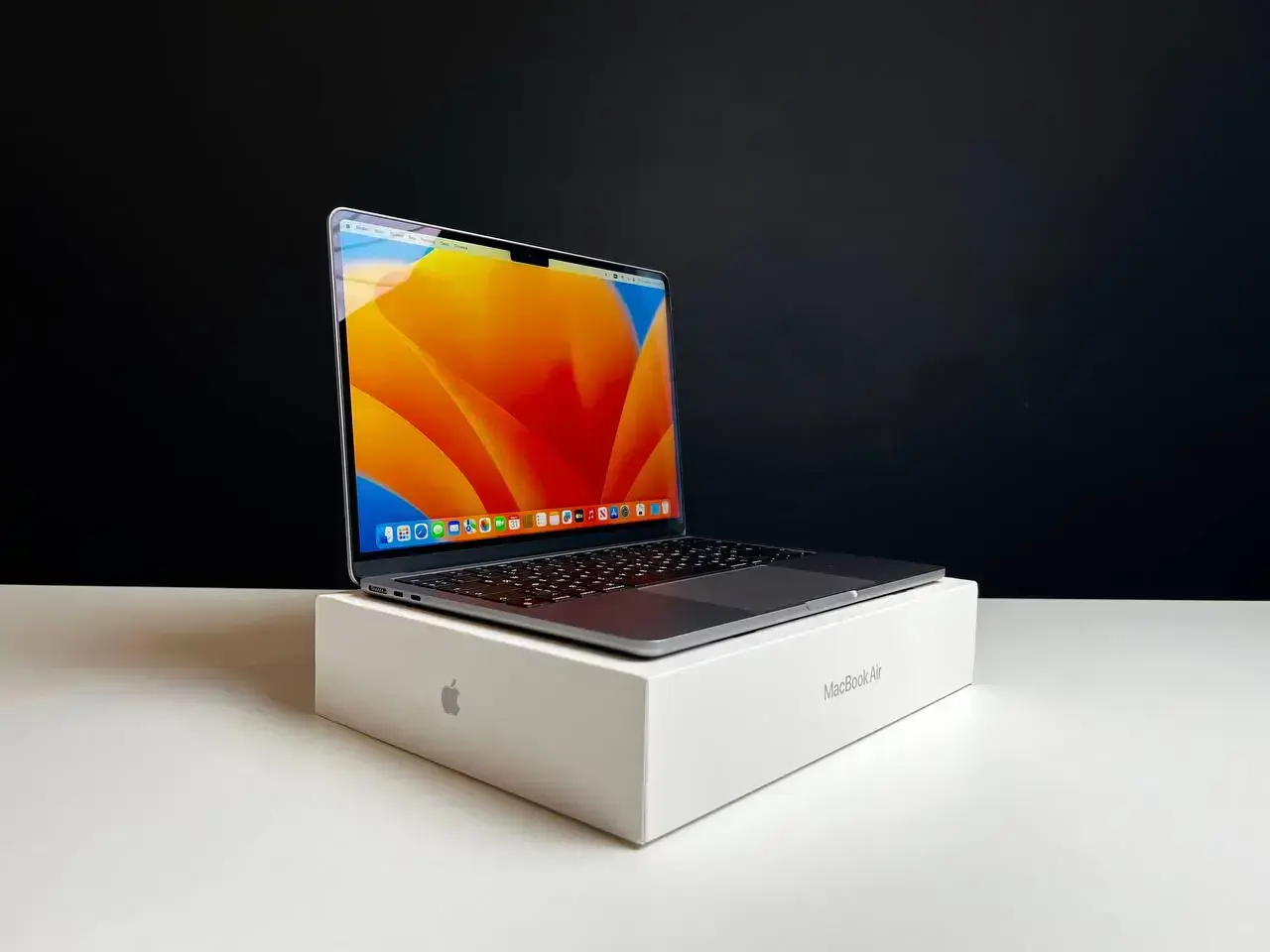 💻 USED MacBook Air 13.6" Space Gray 2022 (MLXW3), (М2/8GB/256SSD) (Стан - 10/10. Комплект - повний | гарантія - 1 міс.) - Cycle 75