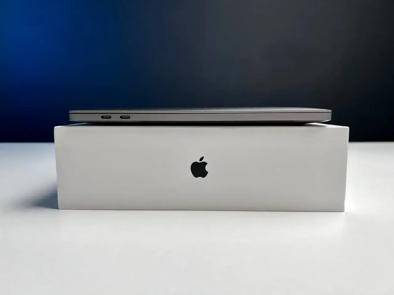 💻 USED MacBook Pro 13" Space Gray (MR9R2) 2018 (Стан - 9/10. Комплект - повний | гарантія - 1 міс.) - Cycle 0