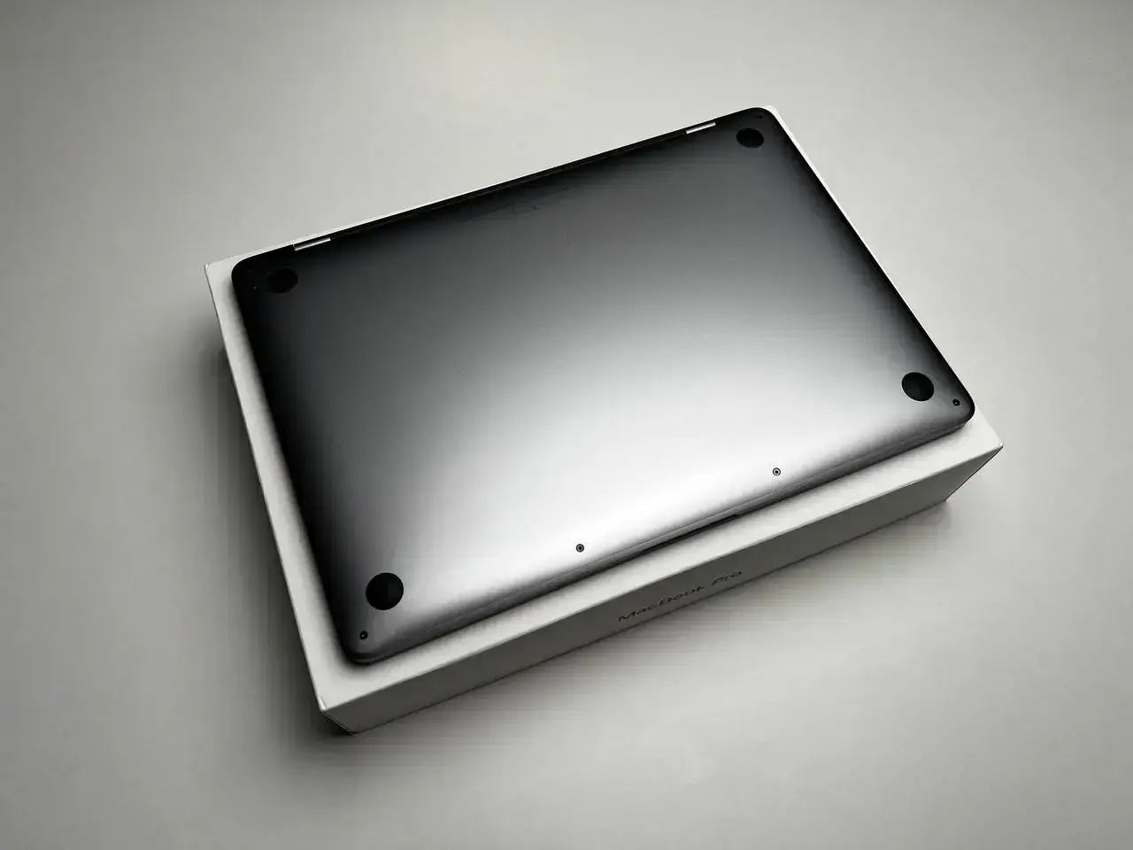 💻 USED MacBook Pro 13" Space Gray (MR9R2) 2018 (Стан - 9/10. Комплект - повний | гарантія - 1 міс.) - Cycle 0