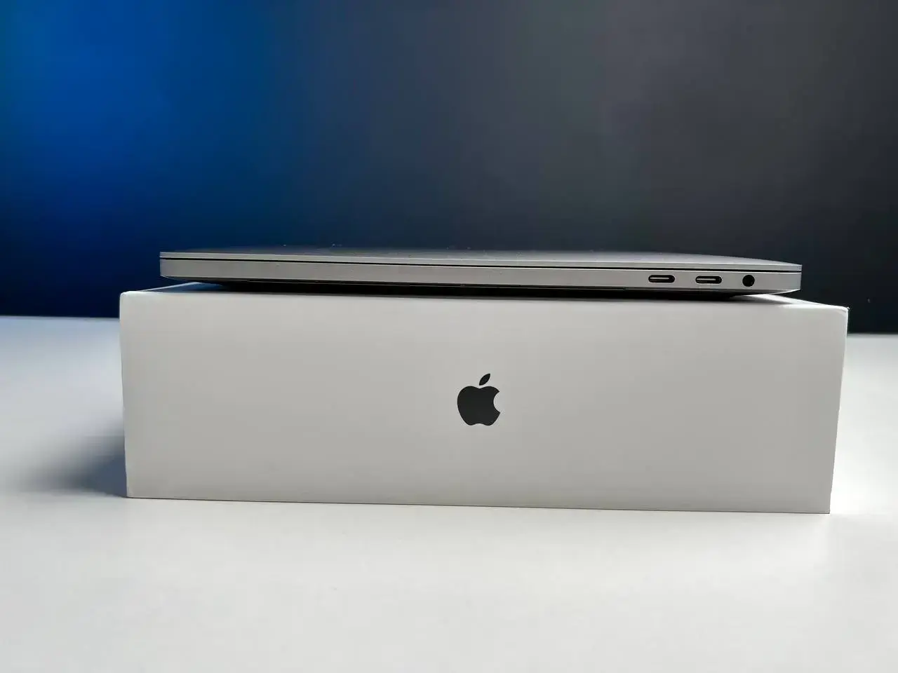 💻 USED MacBook Pro 13" Space Gray (MR9R2) 2018 (Стан - 9/10. Комплект - повний | гарантія - 1 міс.) - Cycle 0