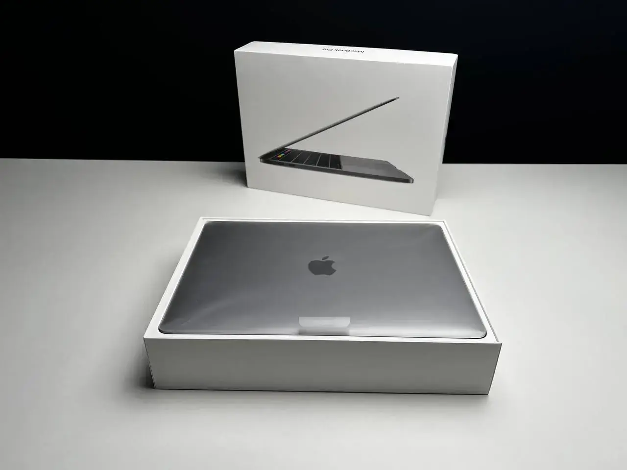💻 USED MacBook Pro 13" Space Gray (MR9R2) 2018 (Стан - 9/10. Комплект - повний | гарантія - 1 міс.) - Cycle 0