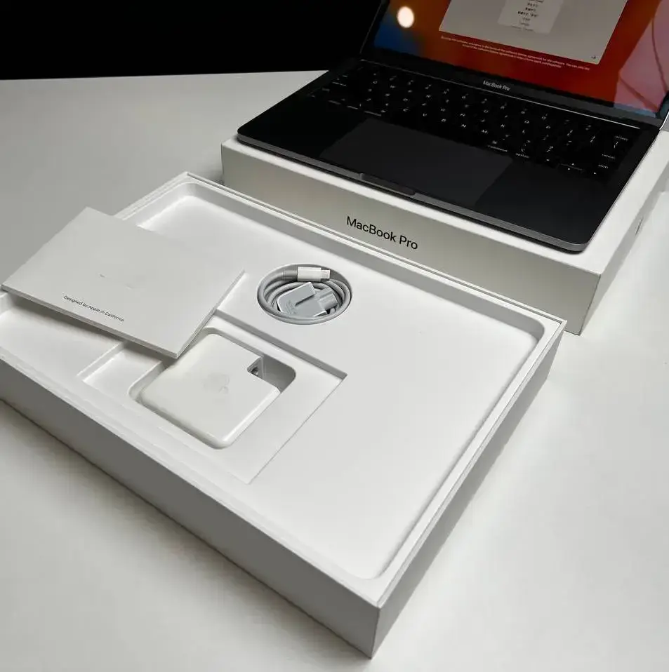 💻 USED MacBook Pro 13" Space Gray (Z0V80006K) 2018 (Состояние - 9/10. Комплект - полный | гарантия - 1 мес.) - Cycle 19