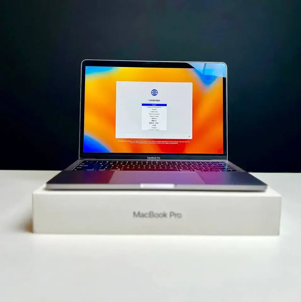 💻 USED MacBook Pro 13" Space Gray (Z0V80006K) 2018 (Стан - 9/10. Комплект - повний | гарантія - 1 міс.) - Cycle 19