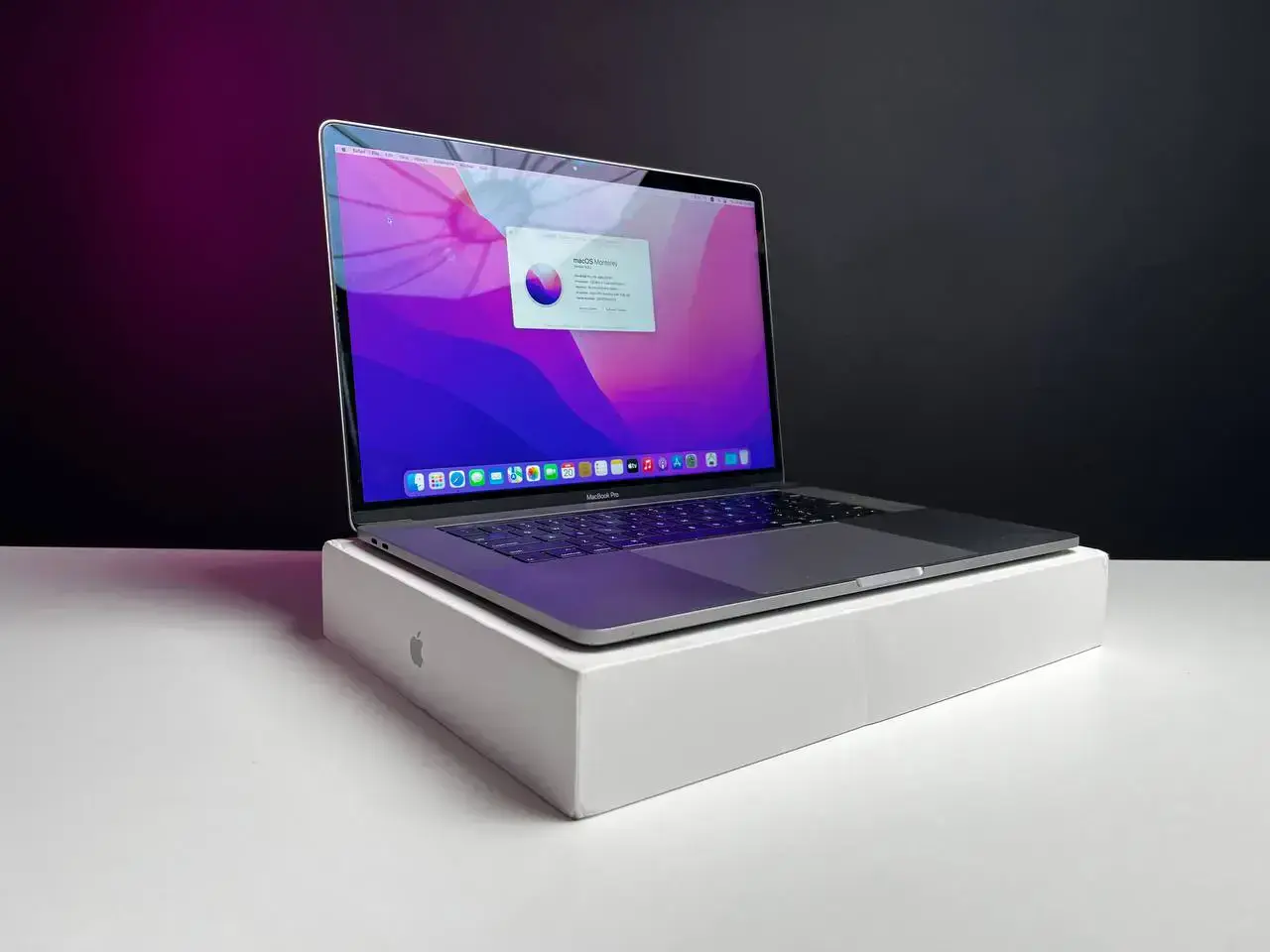 🖥 USED MacBook Pro 15" Space Gray (MV902) 2019 (Стан - 9/10. Комплект - повний | гарантія - 1 міс.) - Cycle 797