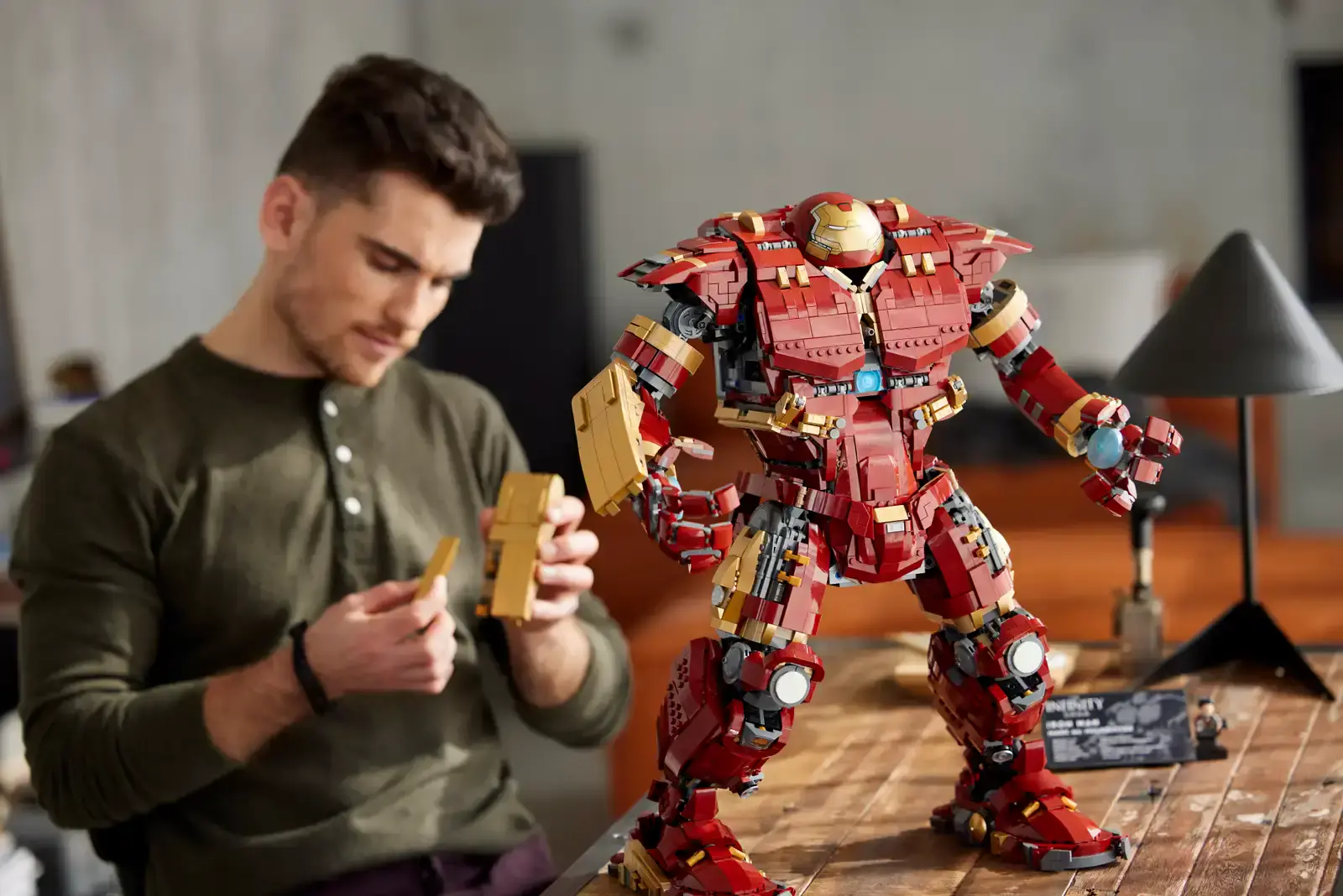 Блоковый конструктор LEGO Халкбастер (76210)