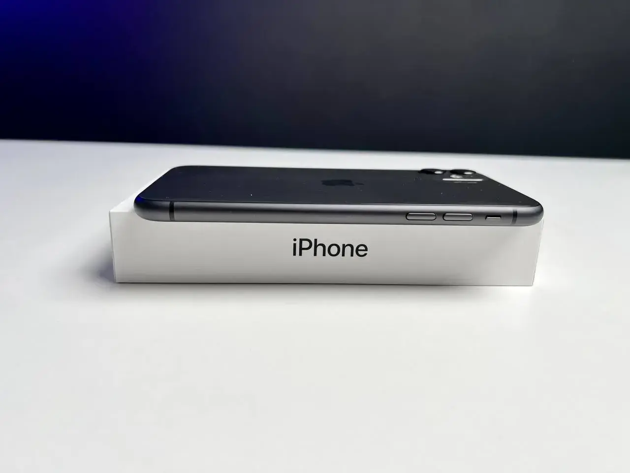 📲USED Apple iPhone 11 256GB Black (MWLL2) 🔋100% (Стан - 9/10, Комплект - коробка, iPhone | гарантія - 1 міс.)