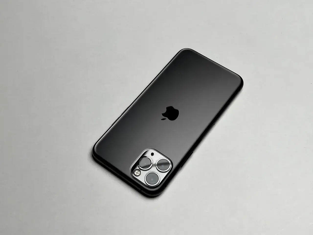 📲USED Apple iPhone 11 Pro 256GB Space Gray (MWCM2) 🔋84% (Состояние - 8.8/10, Комплект - iPhone | гарантия - 1 мес.)