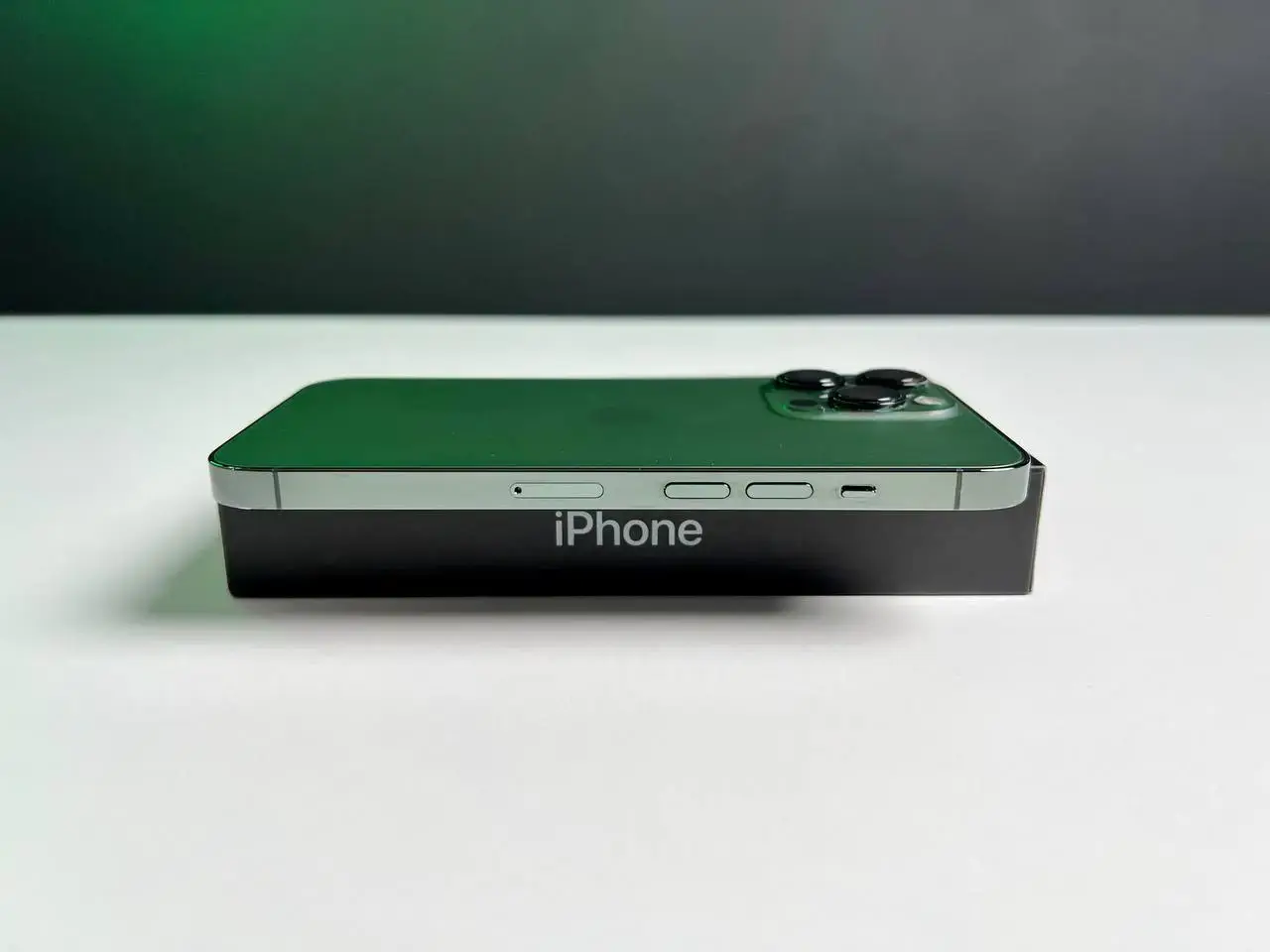 📲USED Apple iPhone 13 Pro 256GB Alpine Green (MNDU3, MNE33)🔋92% (Стан - 8.5/10, Комплект - повний | гарантія - 1 міс.)