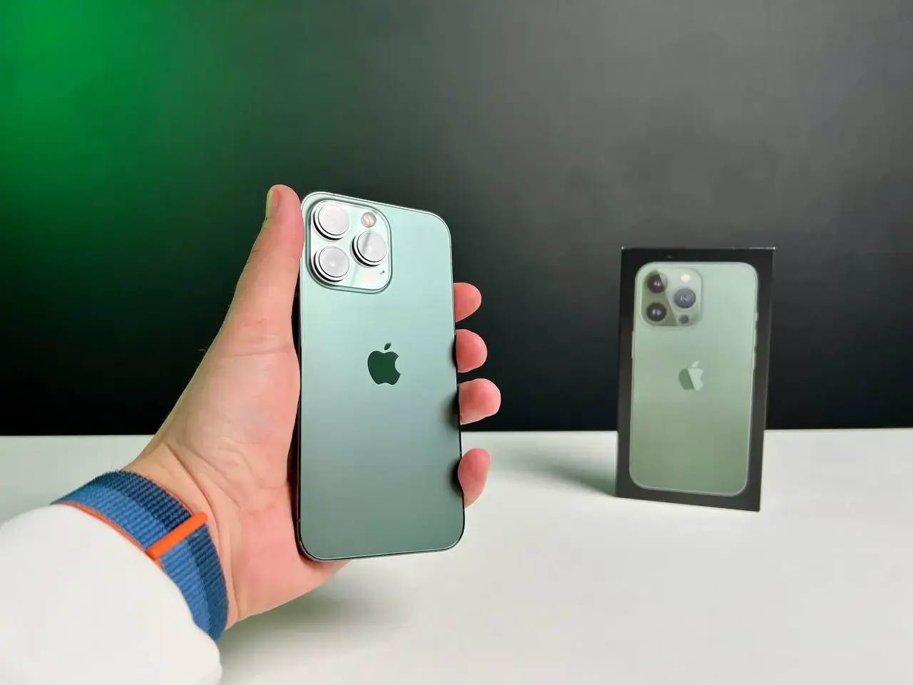 📲USED Apple iPhone 13 Pro 256GB Alpine Green (MNDU3, MNE33)🔋92% (Стан - 8.5/10, Комплект - повний | гарантія - 1 міс.)