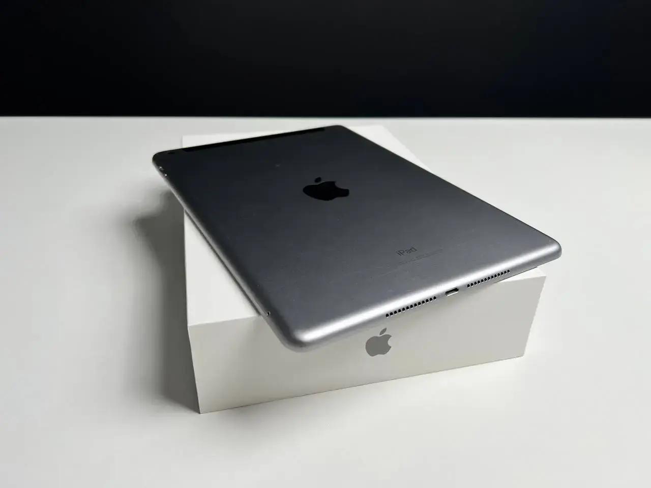 📲USED iPad 2018 Wi-Fi + Cellular 32GB Space Gray (MR6Y2, MR6R2, MR6N2)🔋83%, (Стан - 8.9/10, комплект - повний, гарантія - 1 міс.)