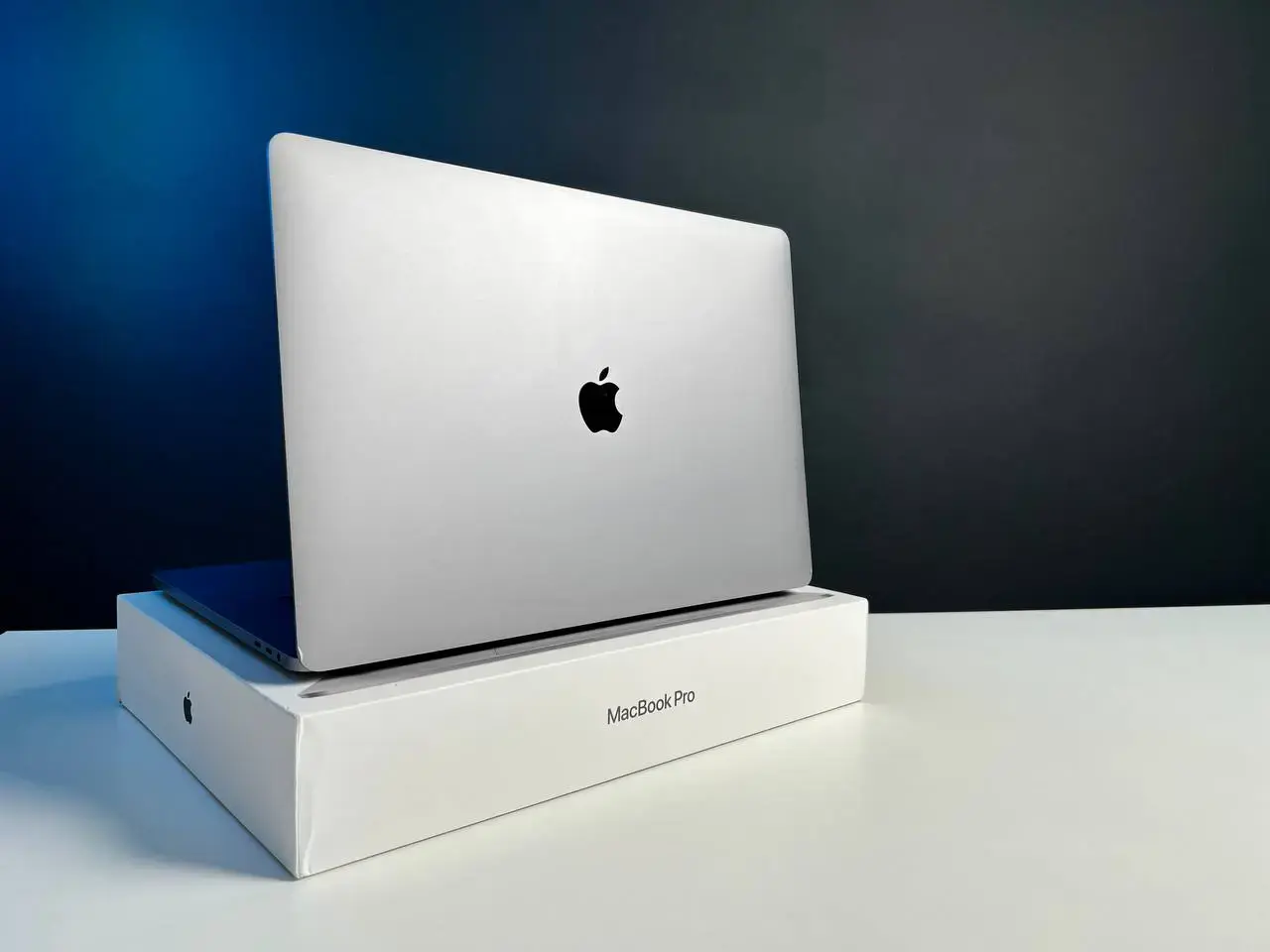USED MacBook Pro 16" Space Gray (MVVJ2) 2019, (i7/16GB/512GB)(Состояние - 8.5/10. Комплект - полный | гарантия - 1 мес.) - Cycle 329
