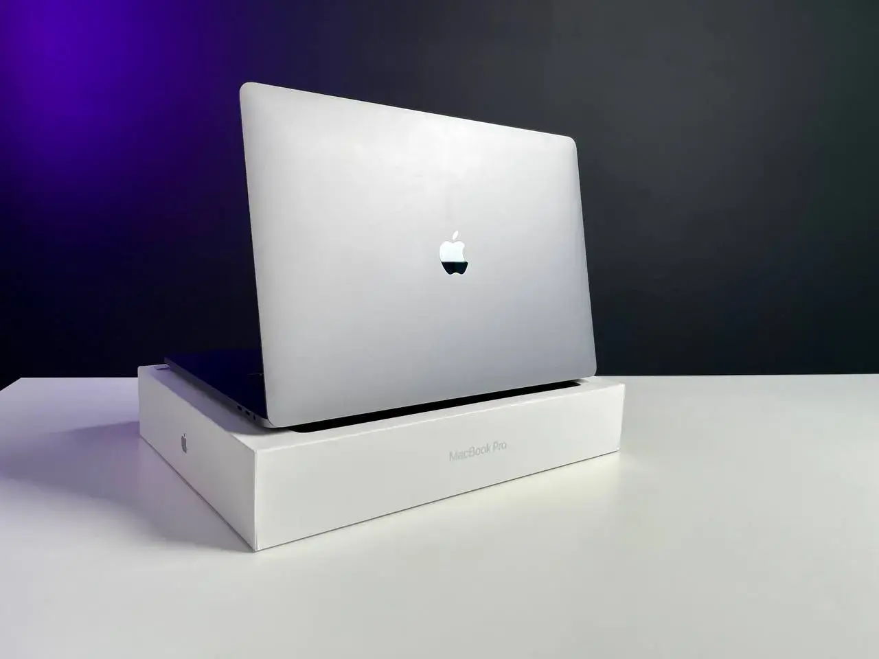 USED MacBook Pro 16" Space Gray (MVVJ2) 2019, (i7/16GB/512GB) (Состояние - 9/10. Комплект - полный | гарантия - 1 мес.) - Cycle 329
