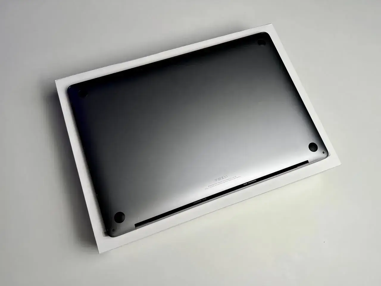 USED MacBook Pro 16" Space Gray (MVVJ2) 2019, (i7/16GB/512GB) (Состояние - 9/10. Комплект - полный | гарантия - 1 мес.) - Cycle 329