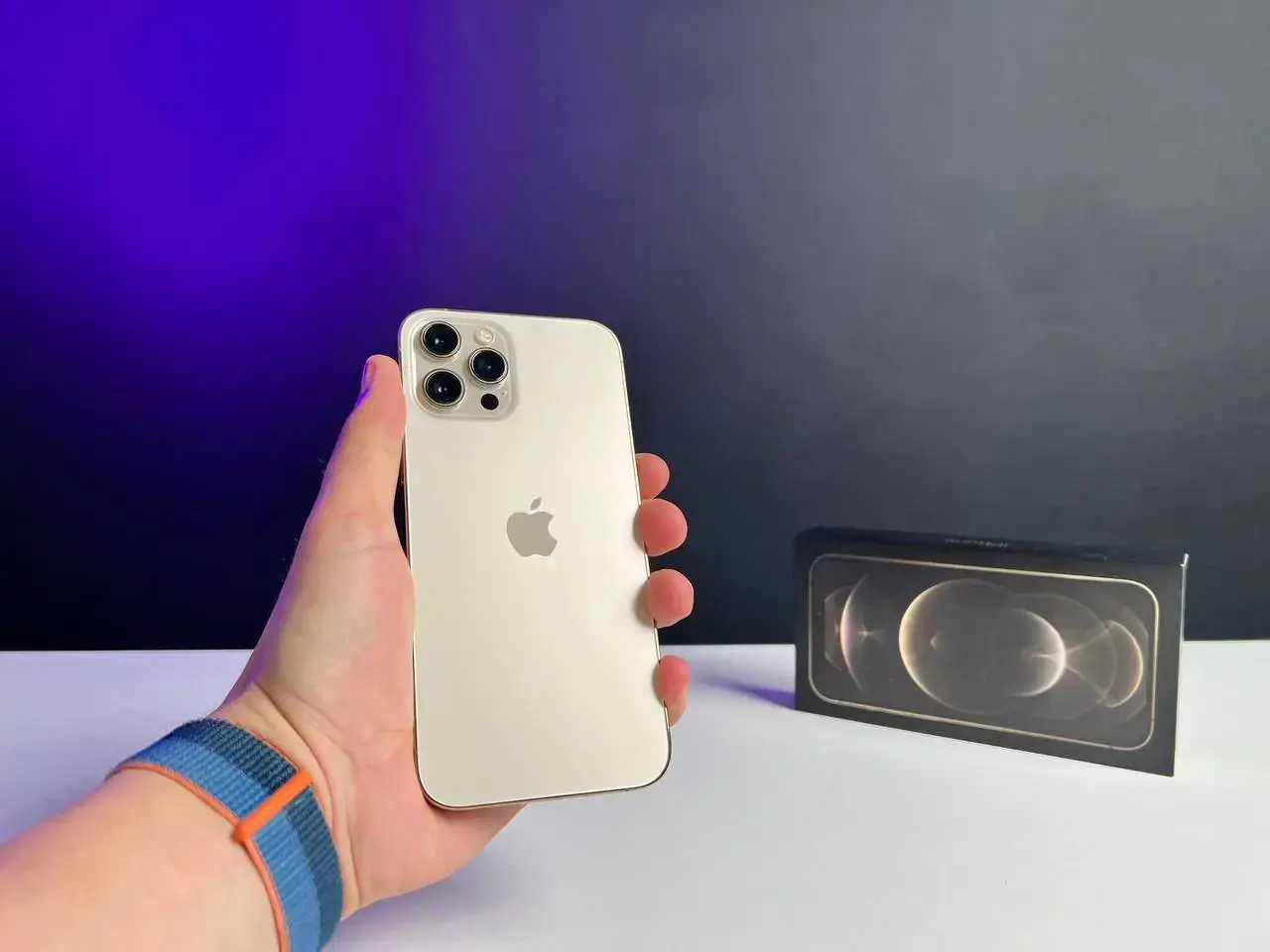 ВЖИВАНИЙ Apple iPhone 12 Pro Max 256GB Gold (MGCM3, MGDE3) Стан: гарний | Акумулятор: 100% | Комплект: повний, без комплекту | Гарантія: 1 міс.