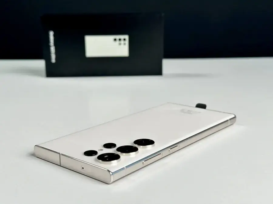 OPEN BOX Смартфон Samsung Galaxy S23 Ultra 8/256GB - Cream (SM-S918BZED)