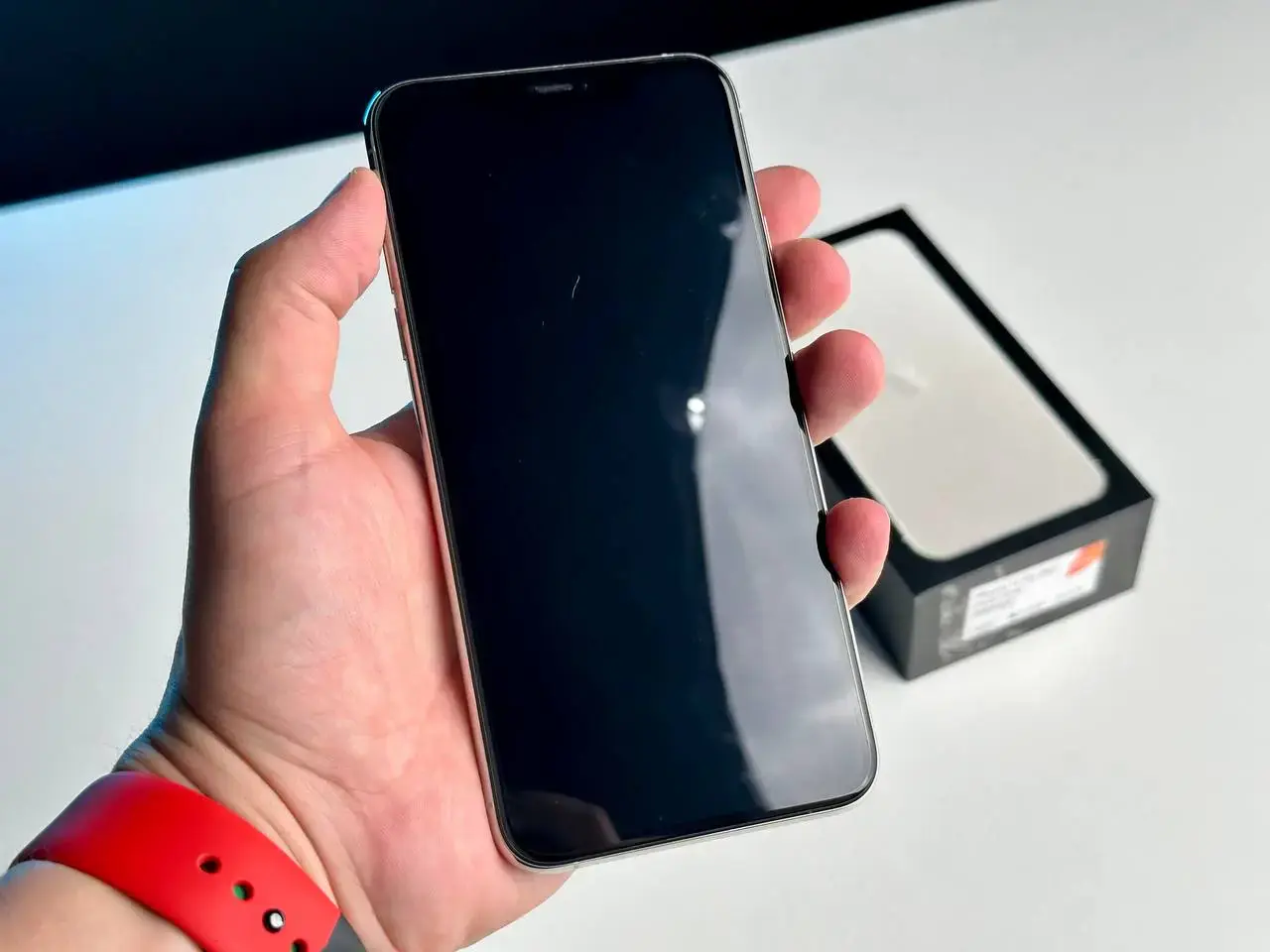 📲USED Apple iPhone 11 Pro Max 64GB Silver (MWH02),🔋100% (Состояние - 9/10, Комплект - iPhone, коробка | гарантия - 1 мес.)
