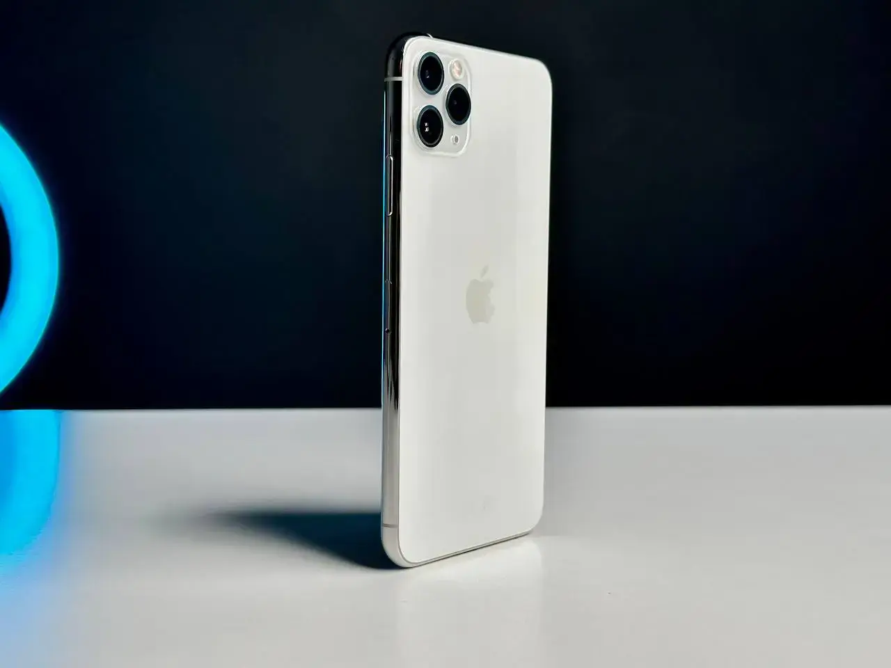 📲USED Apple iPhone 11 Pro Max 64GB Silver (MWH02),🔋100% (Состояние - 9/10, Комплект - iPhone, коробка | гарантия - 1 мес.)