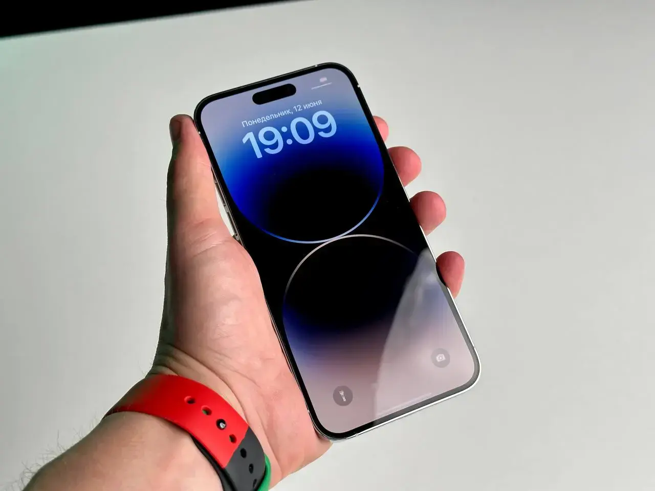 USED Apple iPhone 14 Pro Max 256GB Silver (MQ9V3)🔋98% (Стан - 10/10, Комплект - повний | гарантія - 6 міс.)