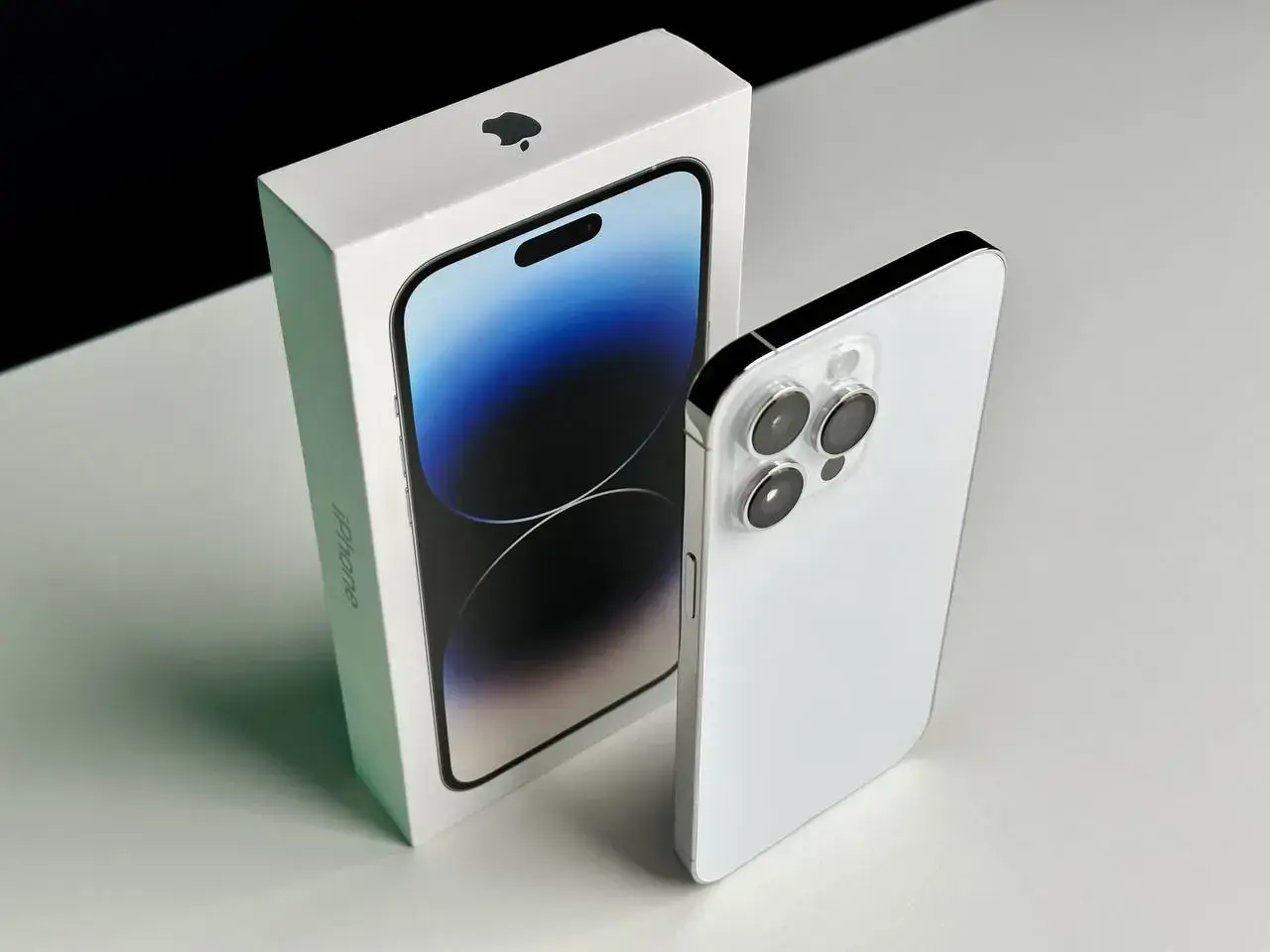USED Apple iPhone 14 Pro Max 256GB Silver (MQ9V3)🔋98% (Стан - 10/10, Комплект - повний | гарантія - 6 міс.)