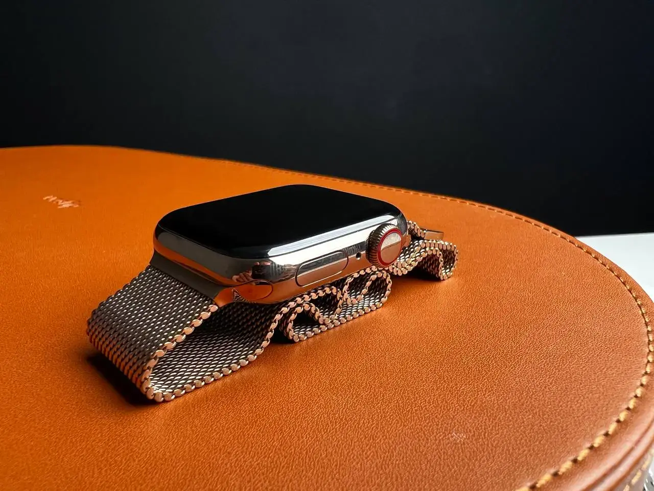 USED Apple Watch Series 5 GPS + Cellular 40mm Gold Stainless Steel Case with Stone Sport Band (MWWU2, MWX62)