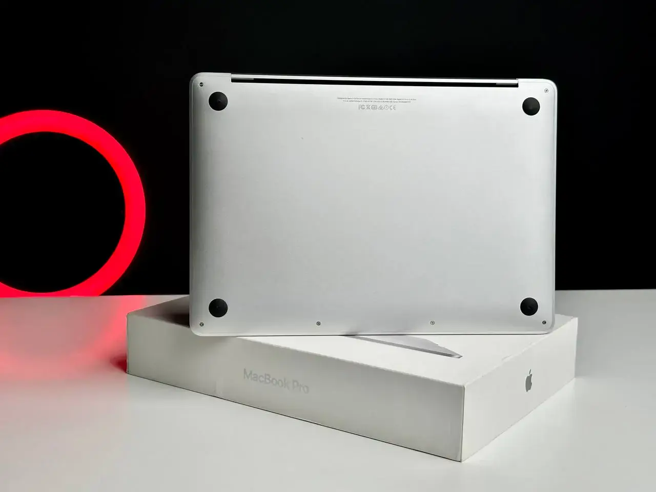 USED MacBook Pro 13" Silver (MPXR2) 2017 (i5/8GB/128SSD)(Стан - 9/10. Комплект - повний | гарантія - 1 міс.) - Cycle 0