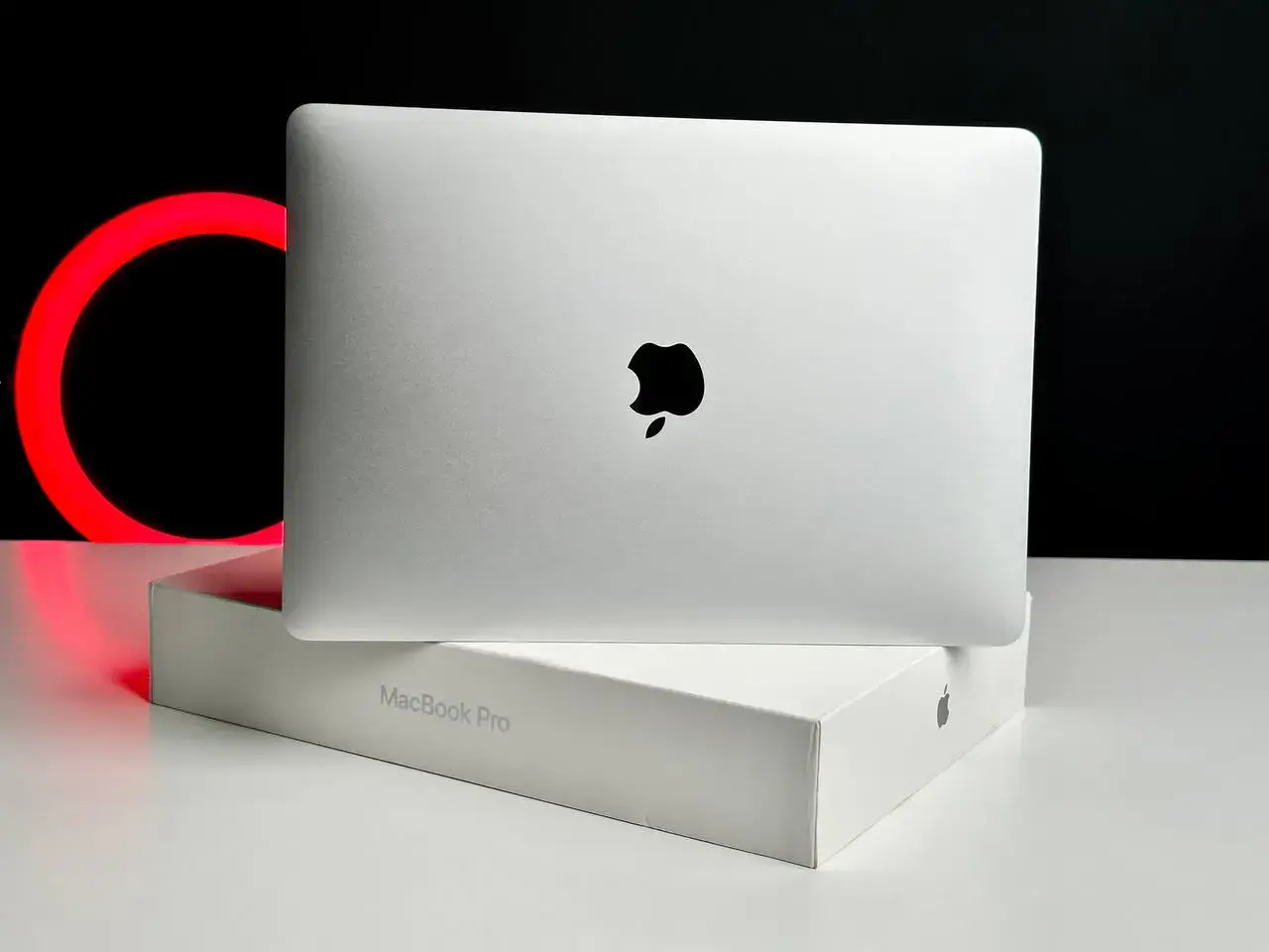 USED MacBook Pro 13" Silver (MPXR2) 2017 (i5/8GB/128SSD)(Стан - 9/10. Комплект - повний | гарантія - 1 міс.) - Cycle 0