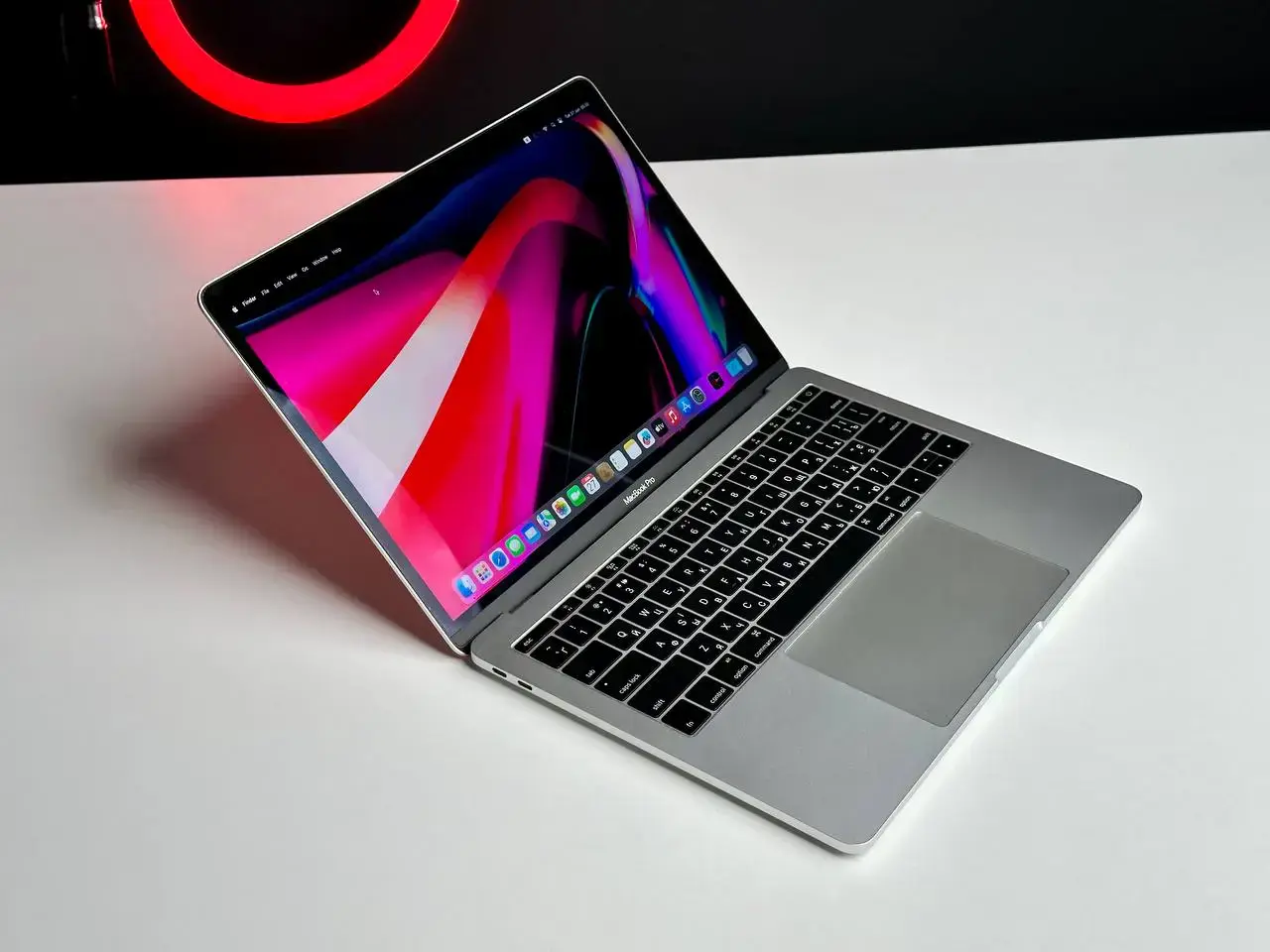 USED MacBook Pro 13" Silver (MPXR2) 2017 (i5/8GB/128SSD)(Стан - 9/10. Комплект - повний | гарантія - 1 міс.) - Cycle 0