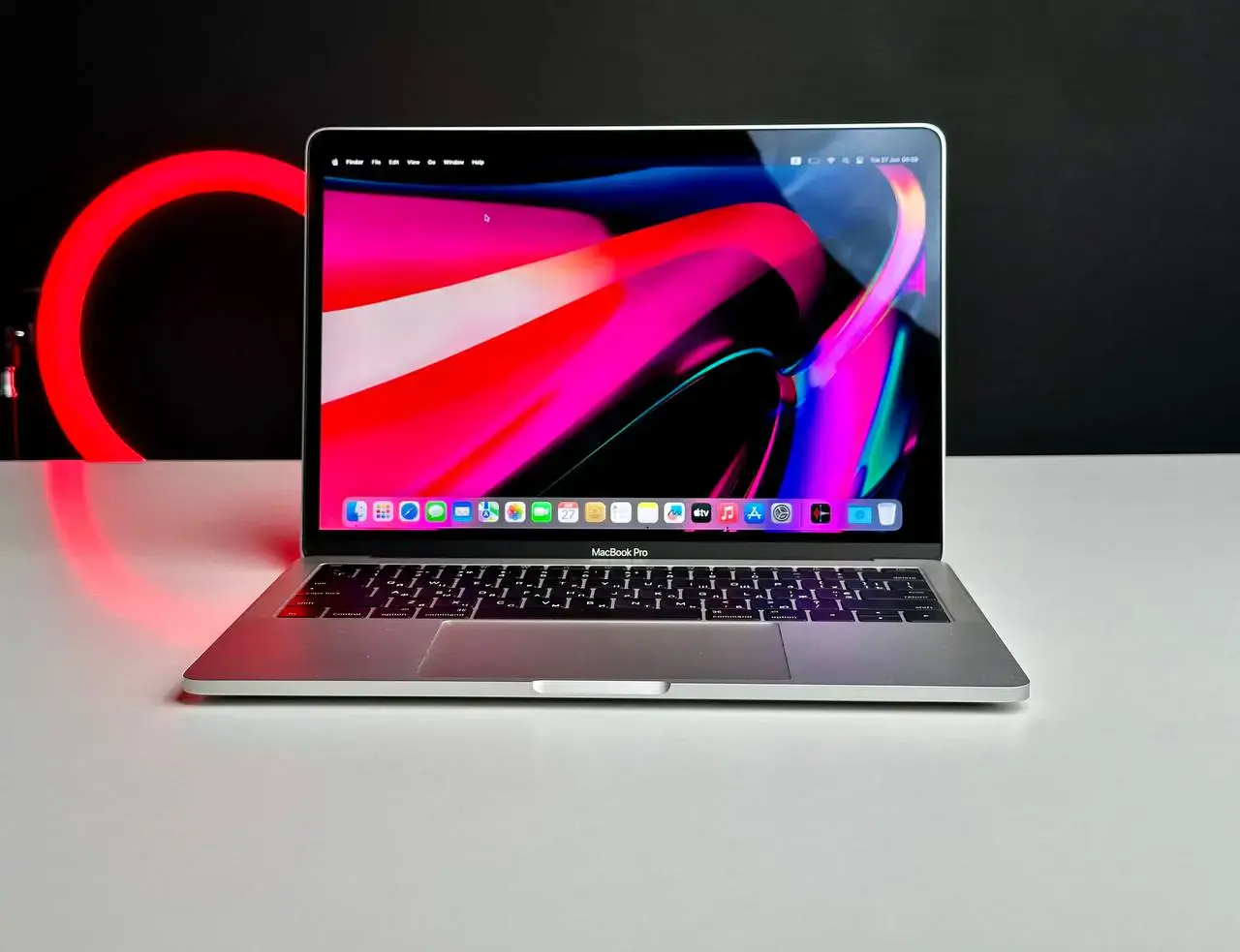 USED MacBook Pro 13" Silver (MPXR2) 2017 (i5/8GB/128SSD)(Стан - 9/10. Комплект - повний | гарантія - 1 міс.) - Cycle 0