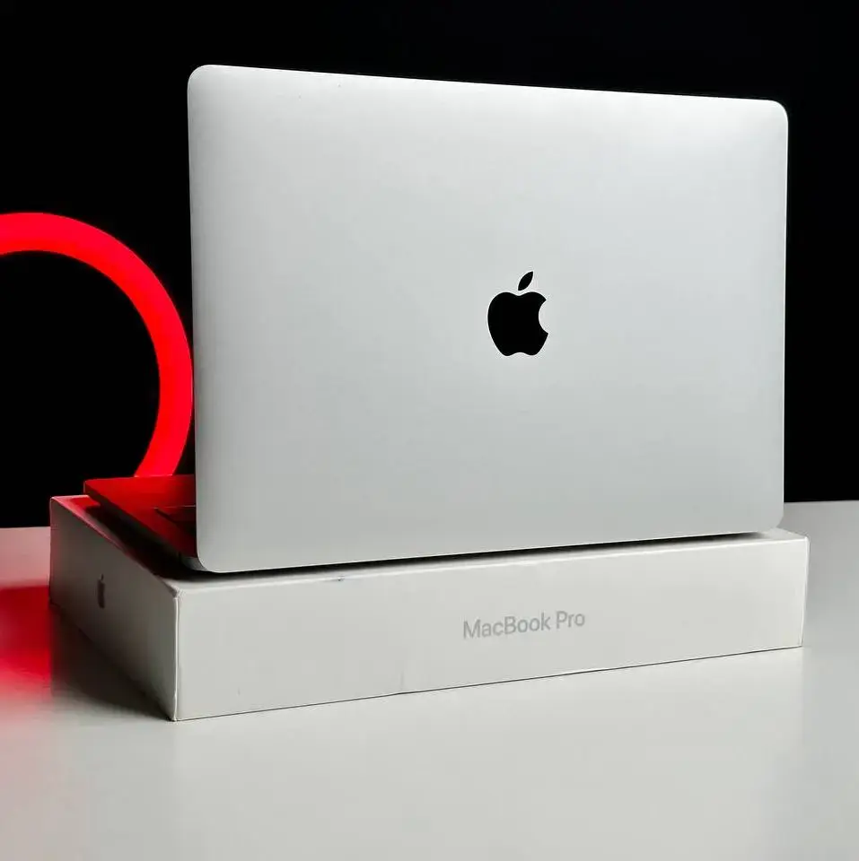 USED MacBook Pro 13" Silver (MPXR2) 2017 (i5/8GB/128SSD)(Стан - 9/10. Комплект - повний | гарантія - 1 міс.) - Cycle 0