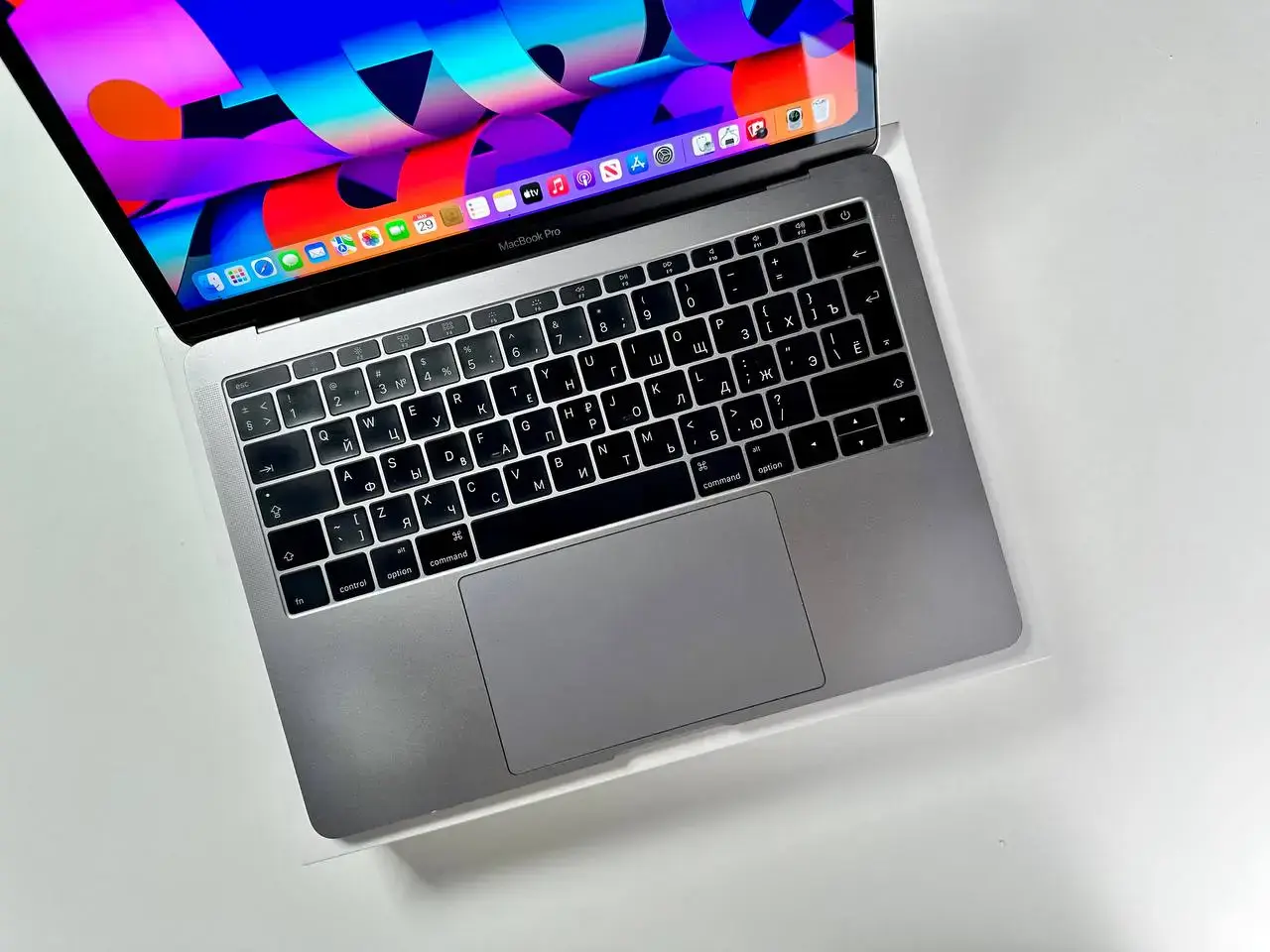 USED MacBook Pro 13" Space Gray 2016 (i5/16/256GB)(Стан - 7/10 Комплект - повний | Гарантія - 1 міс | Стан акумулятора - (84%) 354 циклів)